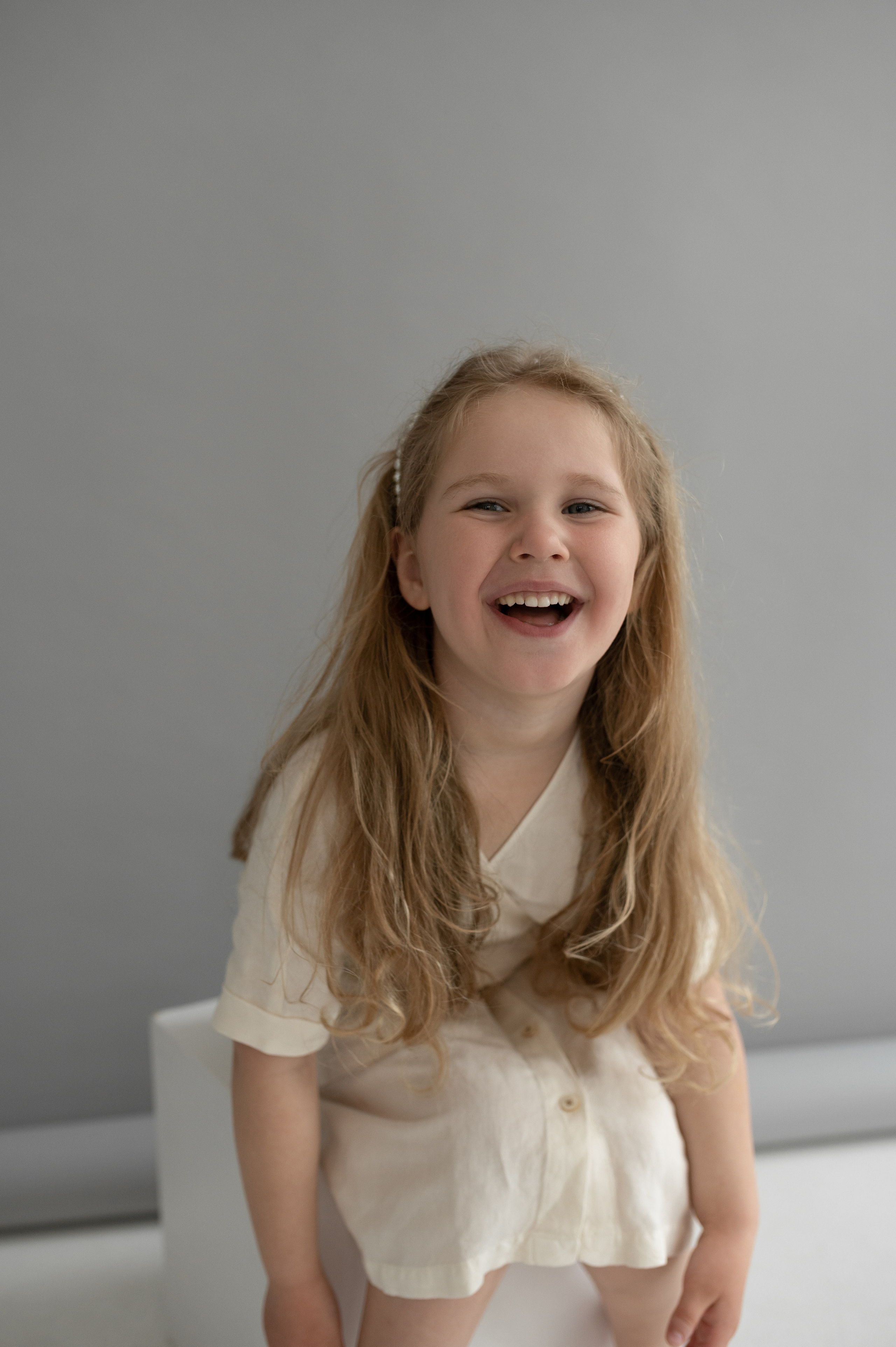 Denis, Veronika, Ariela, Joy, 2022. Wedding photographer in Wroclaw Warsaw Krakow Margarita Tuleiko