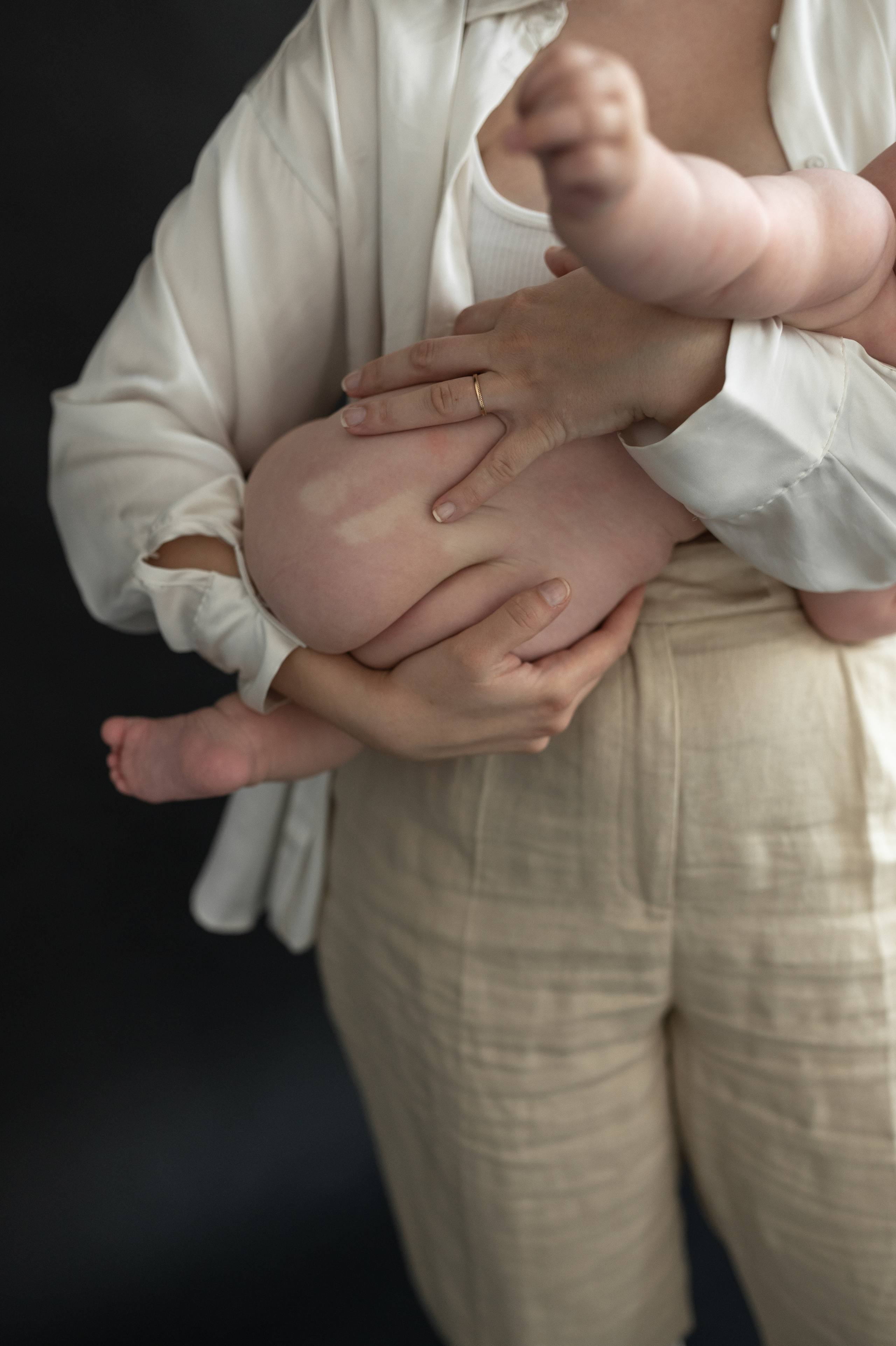 Denis, Veronika, Ariela, Joy, 2022. Wedding photographer in Wroclaw Warsaw Krakow Margarita Tuleiko