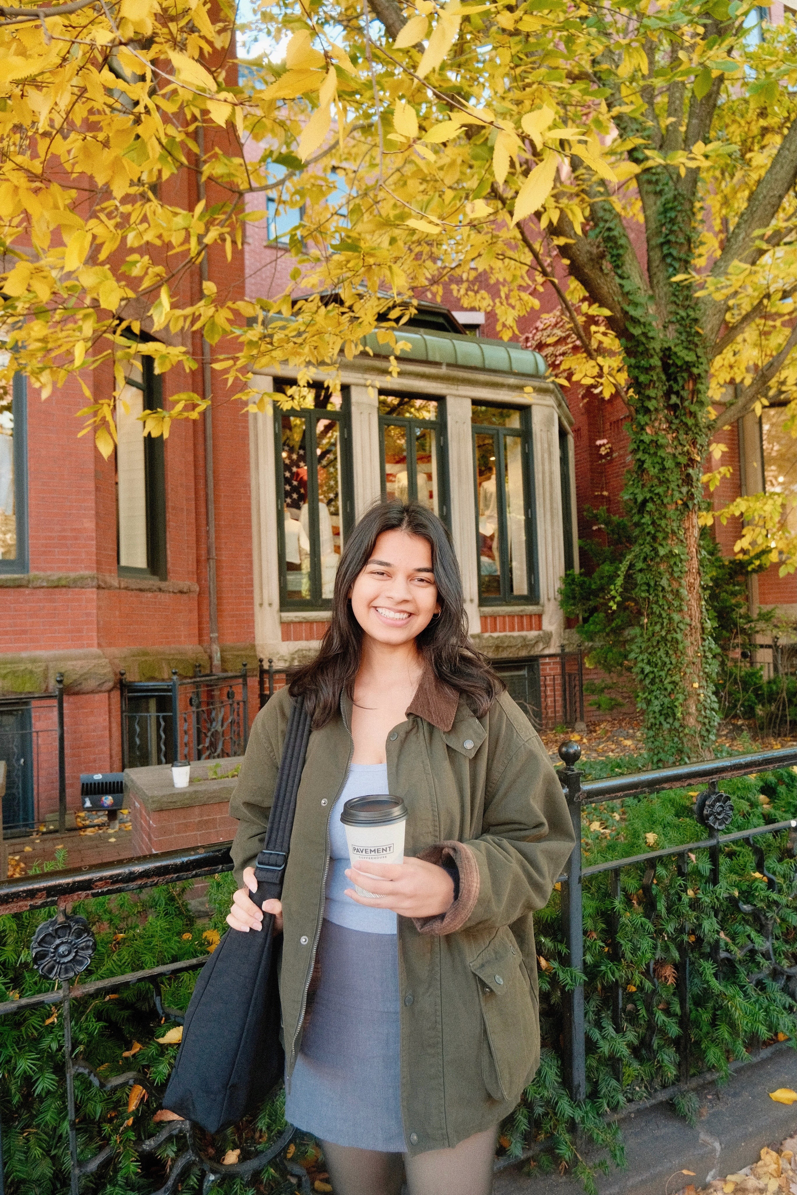 Autumn walk with Annie. Kelly Sang, graduation and portrait photographer in Boston