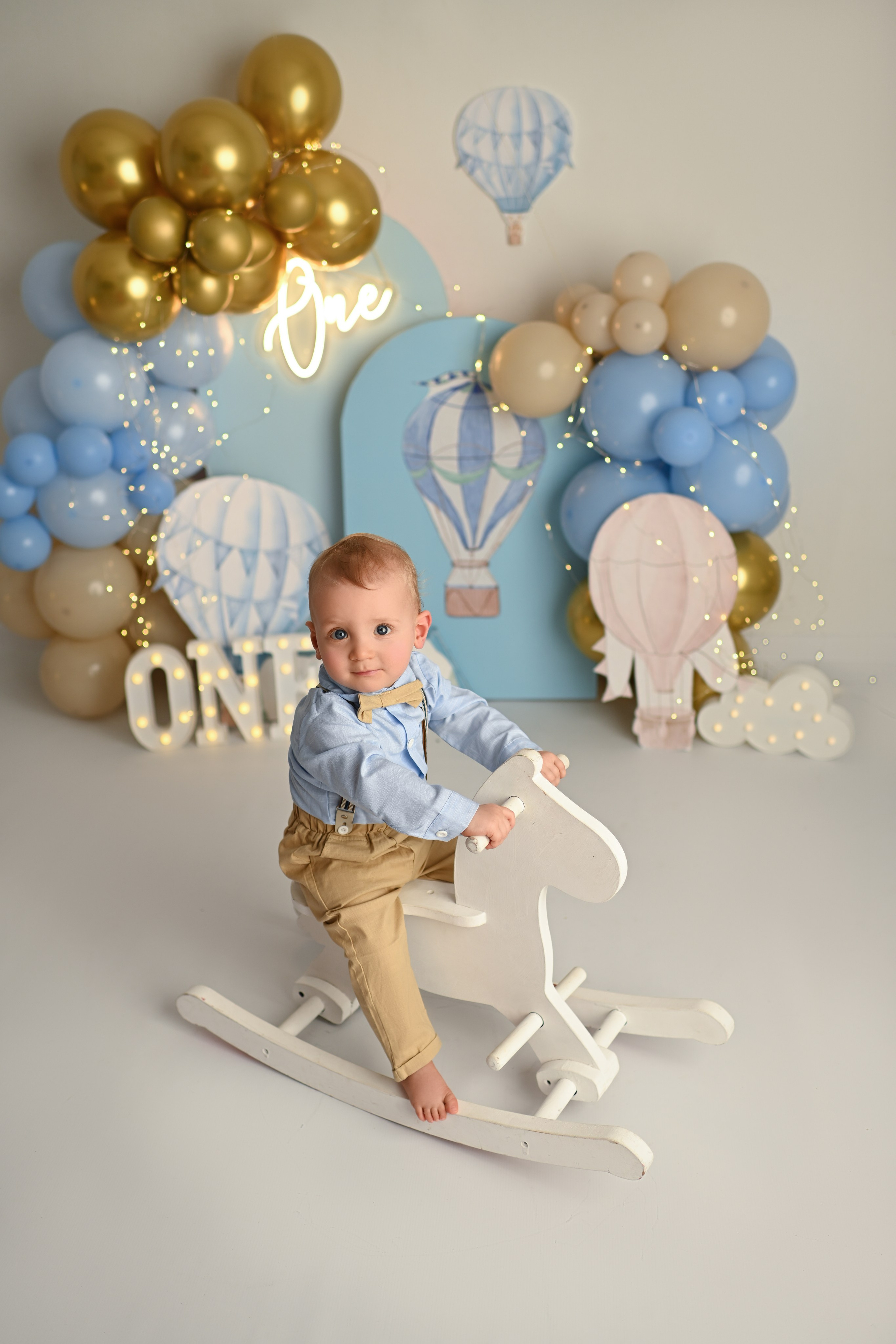 Cake Smash Fotoshooting zum ersten, zweiten Geburtstag. Neugeborene, Baby Fotografin in Düren (NRW) - Vitalina Unruh
