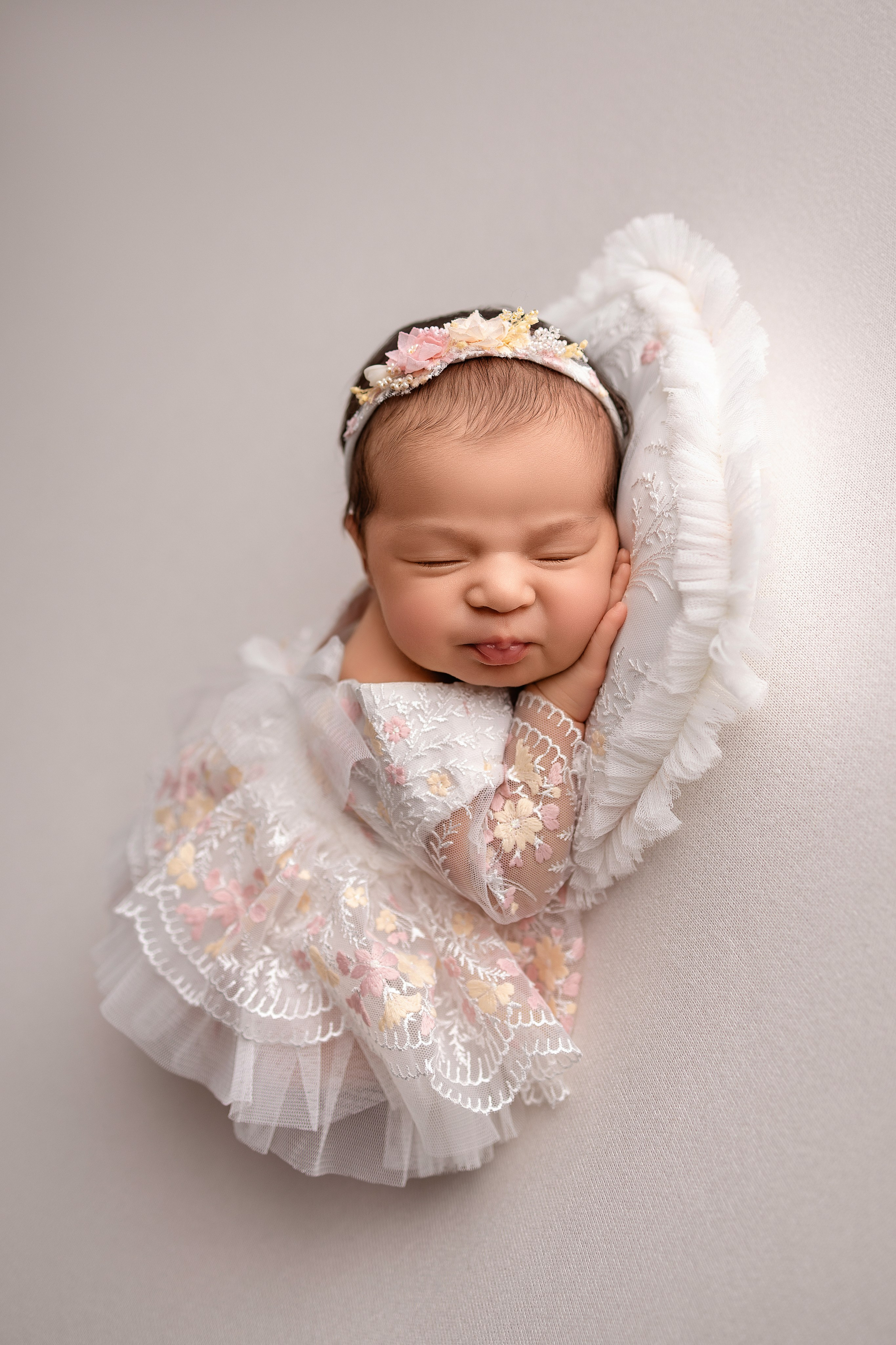 Neugeborene. Neugeborene- Schwangerschaft- und Kinder Fotografin in Lehre