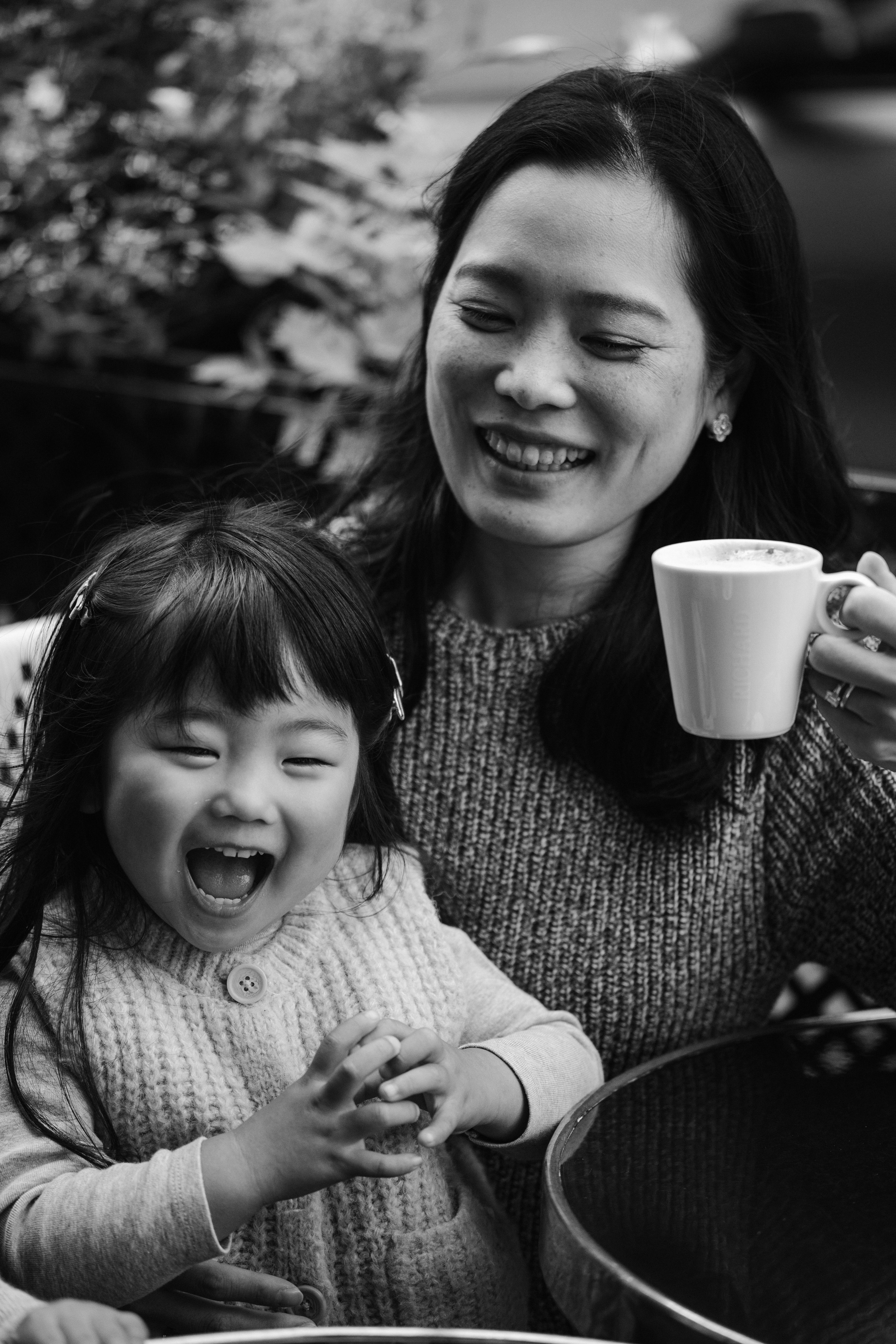 Family Photoshoot in Paris — Natural Lifestyle Photography. Paris Wedding Photographer