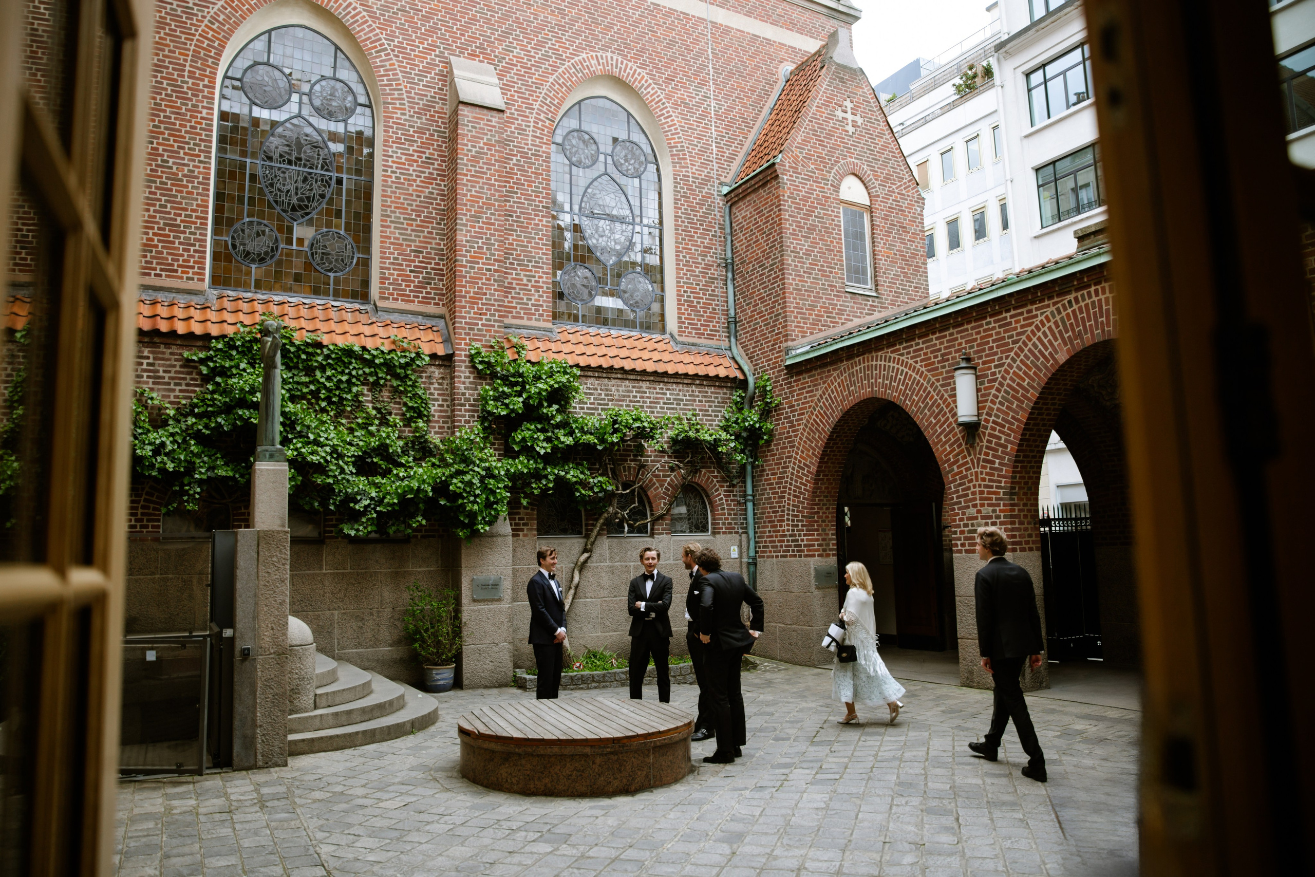 Clara & Douglas | Wedding Photography in Paris. Paris Wedding Photographer