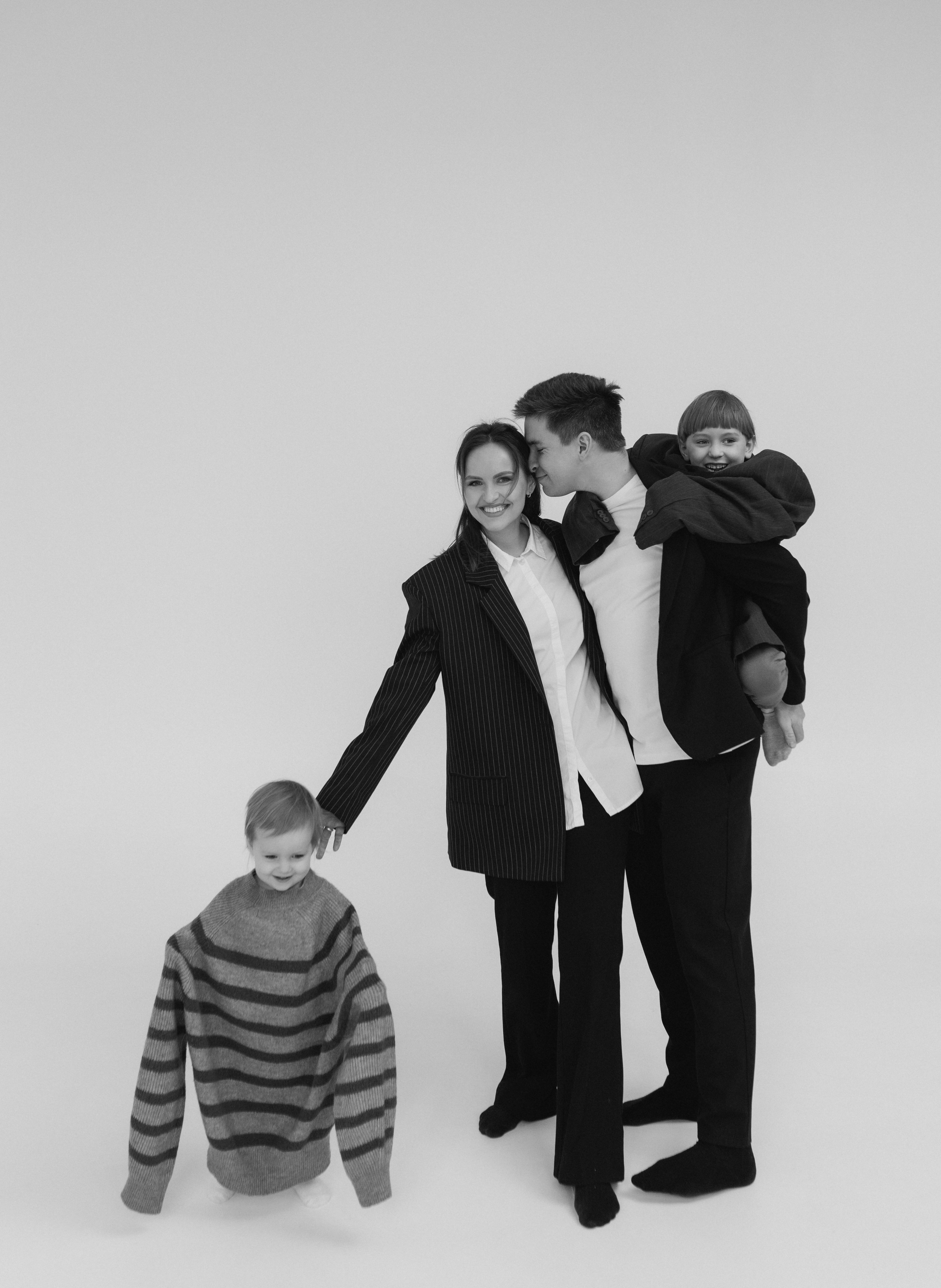 Linksma šeimos fotosesija | STUDIO. Vestuvių ir šeimų fotografė Lena Bondarenko / belove photo