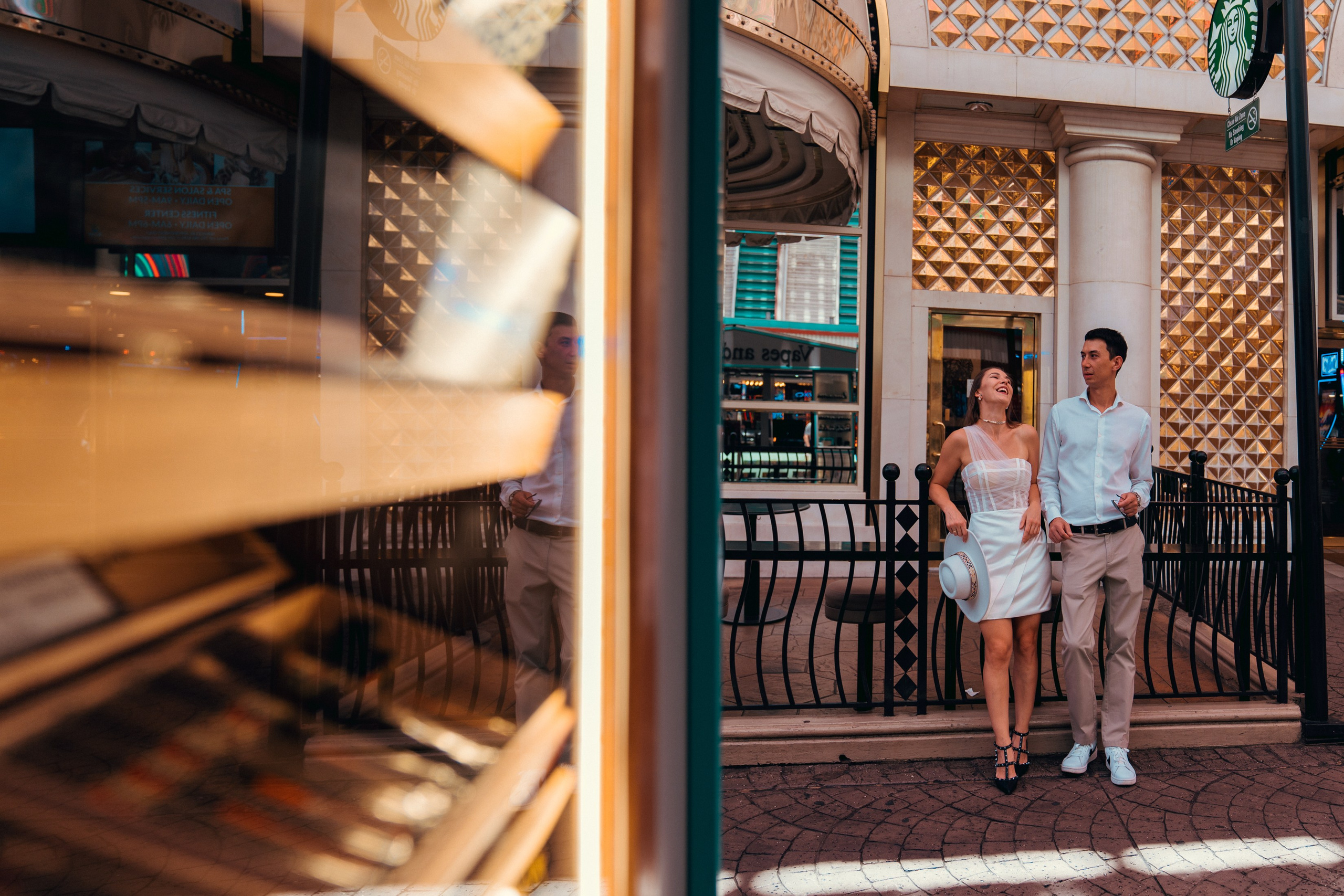 O&M. Wedding & elopement photographer Viktoriya Kravtsov. Las Vegas