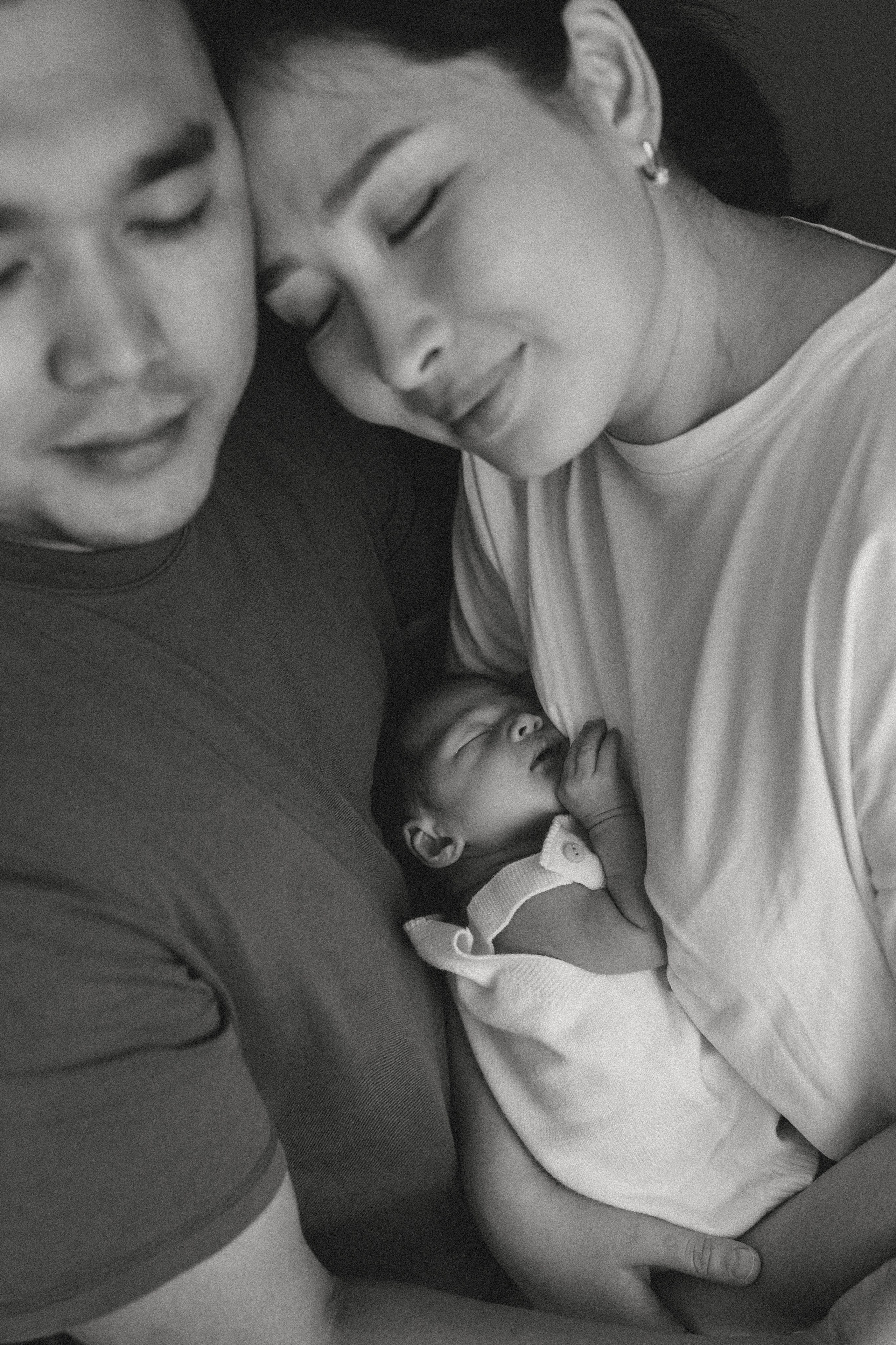 First family story. Фотограф родов, семей и новорожденных малышей в Дубае