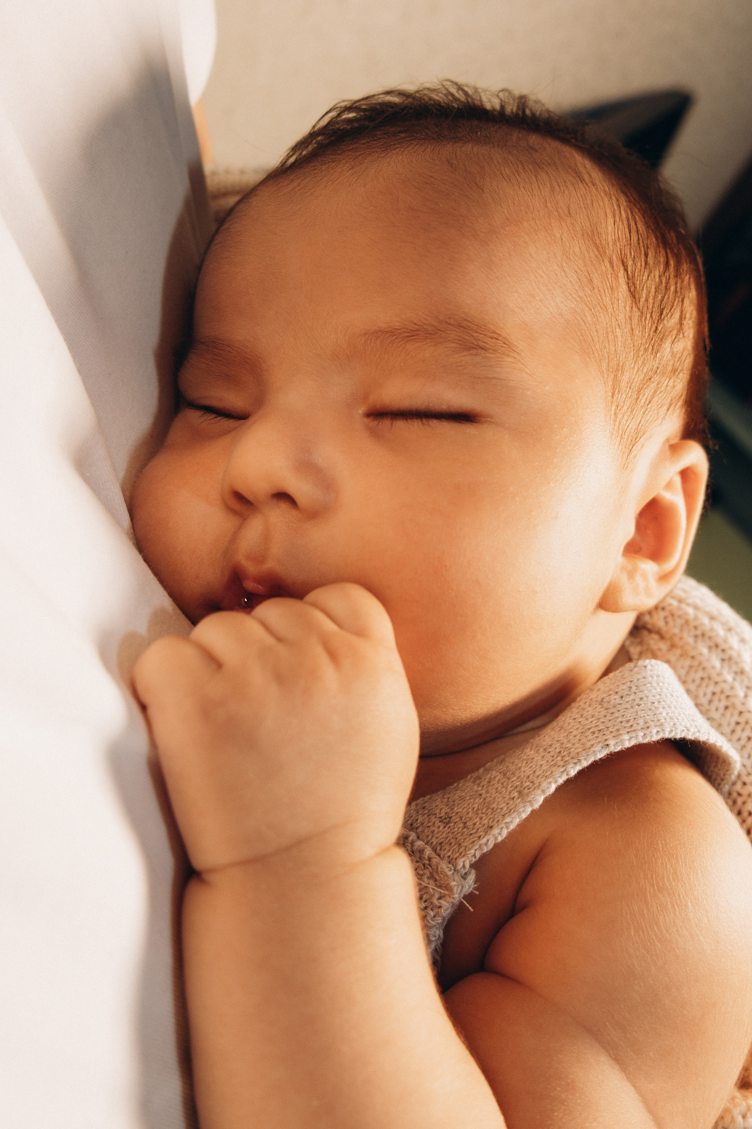 New life. Фотограф родов, семей и новорожденных малышей в Дубае