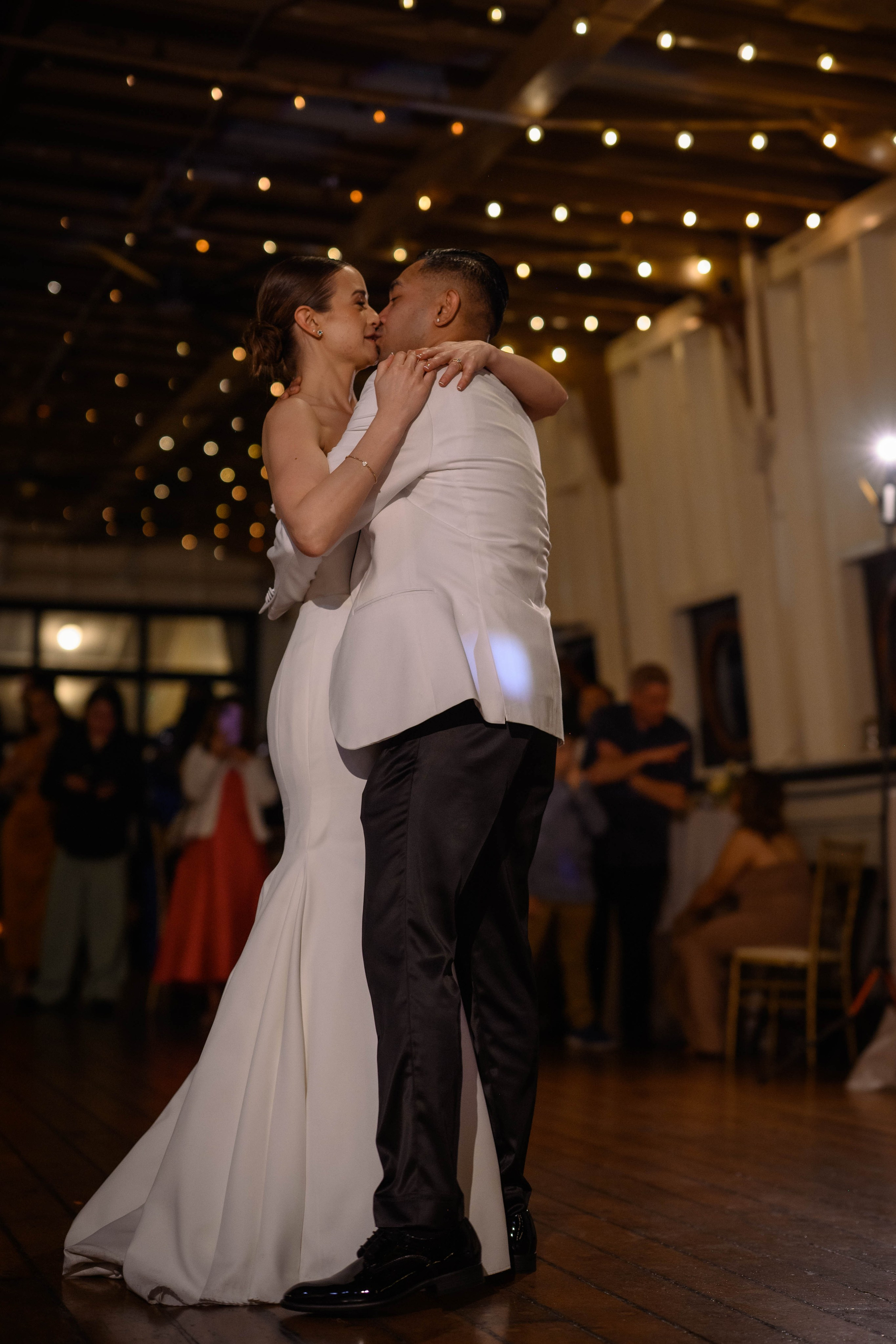 Kevin & Katie. Wedding & portrait photography in the Seattle Area. Helen Michelle photographer