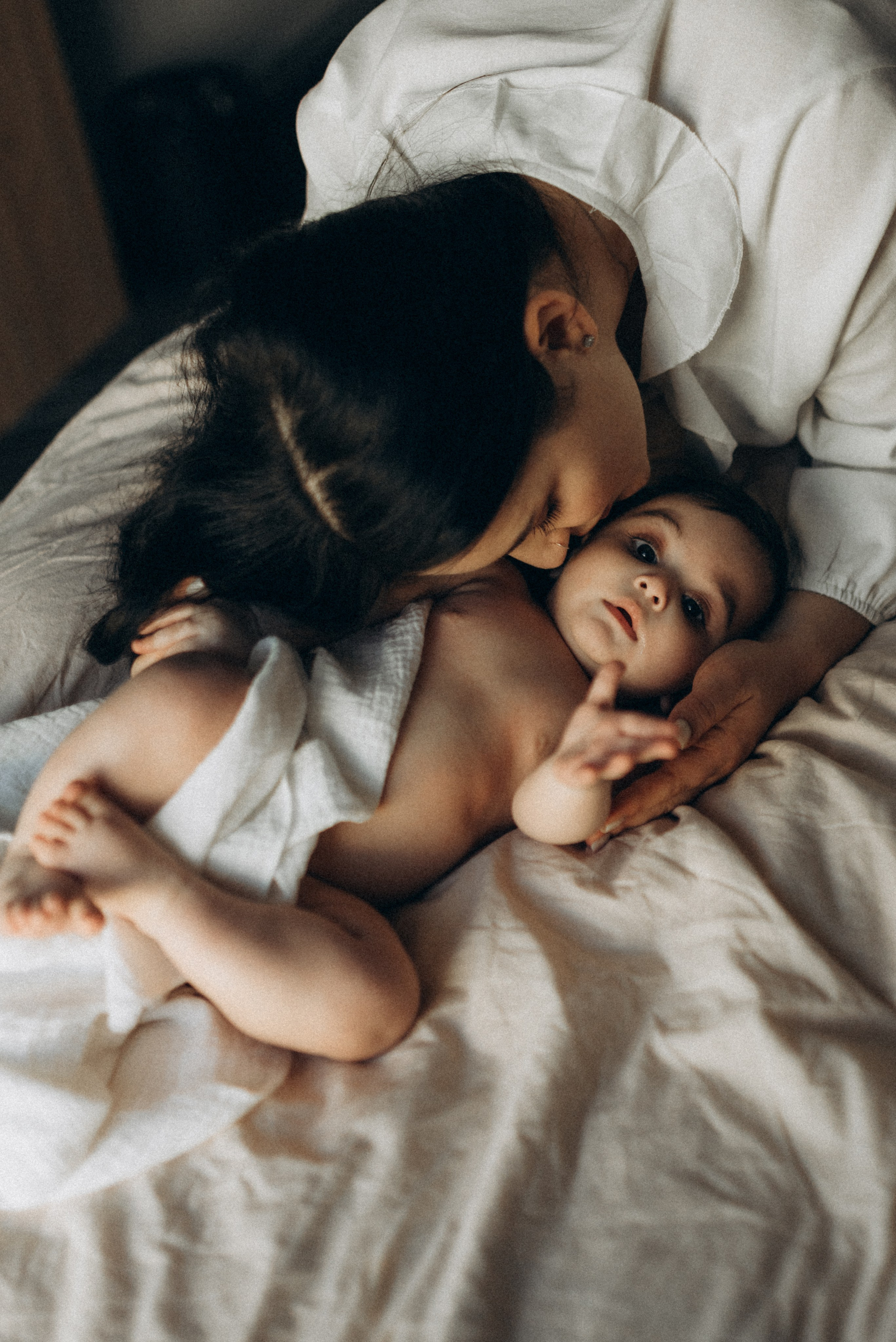 СЬЕМКА МАТЕРИНСТВА. Сімейний фотограф Лейпциг, Німеччина