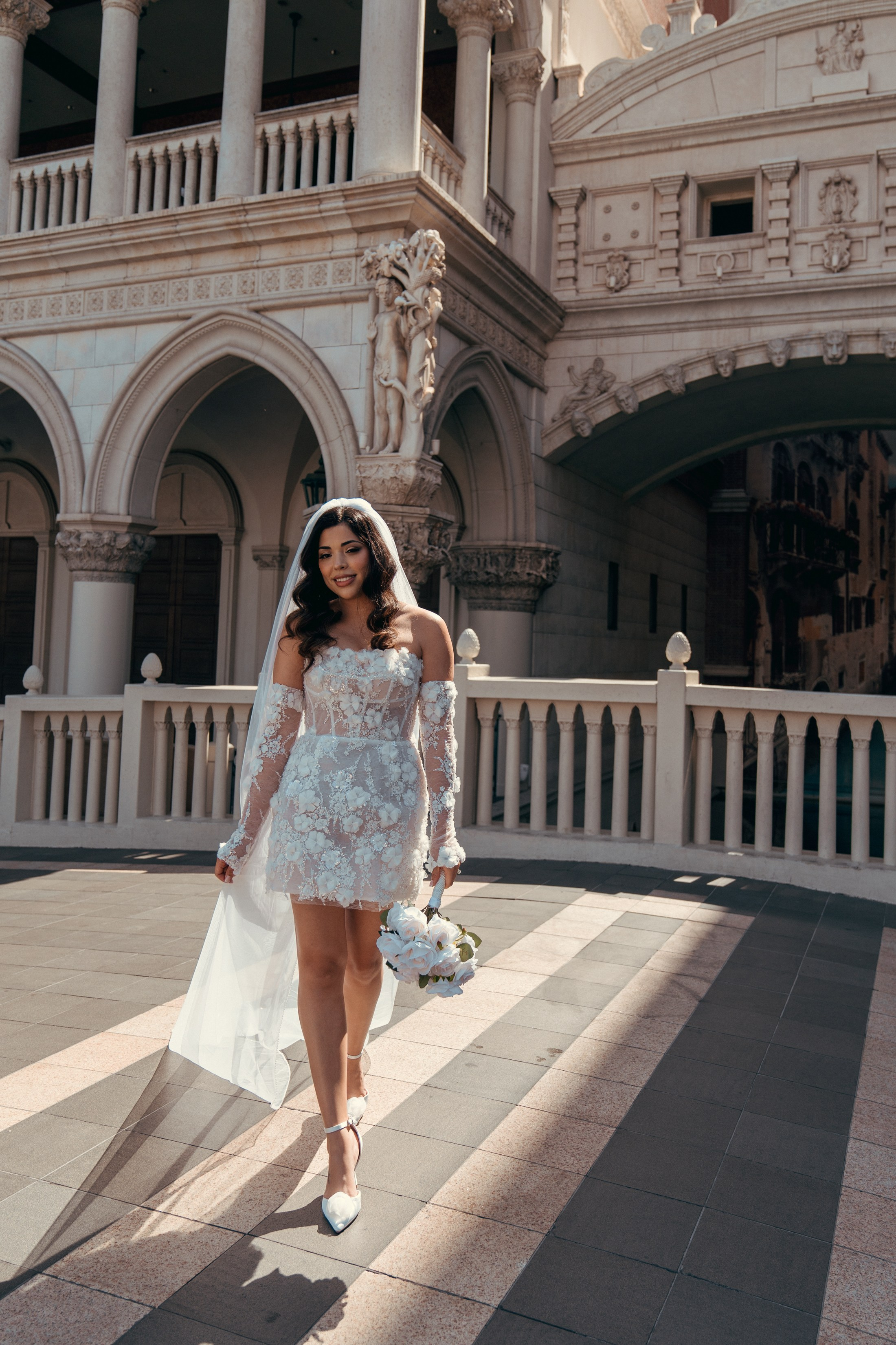 Sara&John. Wedding & elopement photographer Viktoriya Kravtsov. Las Vegas
