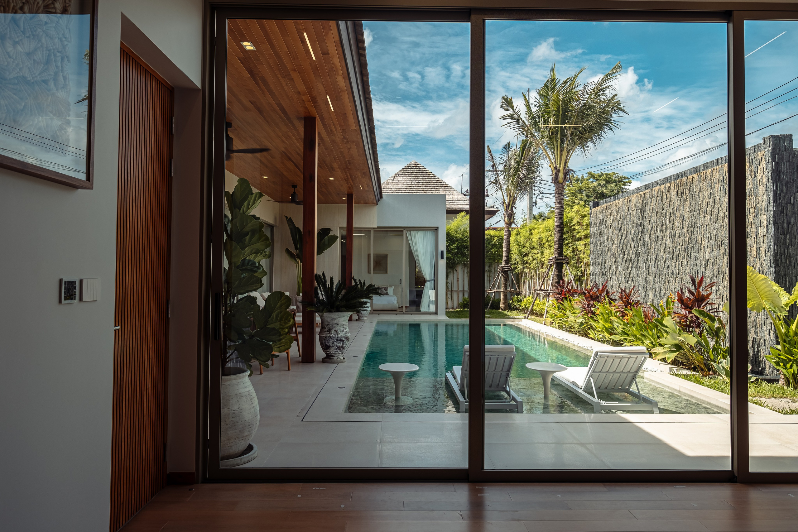 Фотографии интерьеров в формате HDR. Видеограф на Пхукете