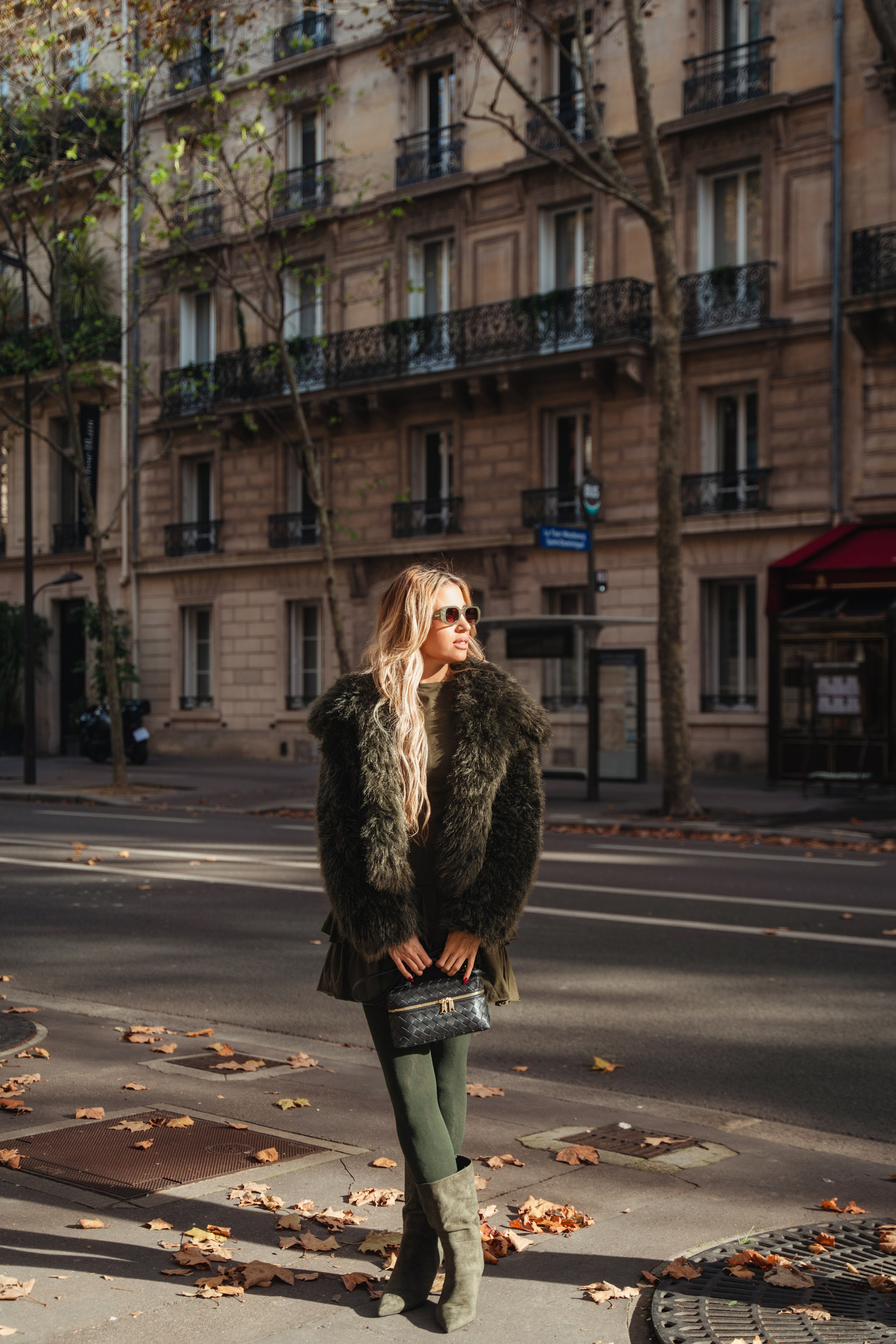 Team. Photographer in Paris Yulia Shkadina | Couples, engagement, pre-wedding, individual photo-shoots in Paris at the best locations