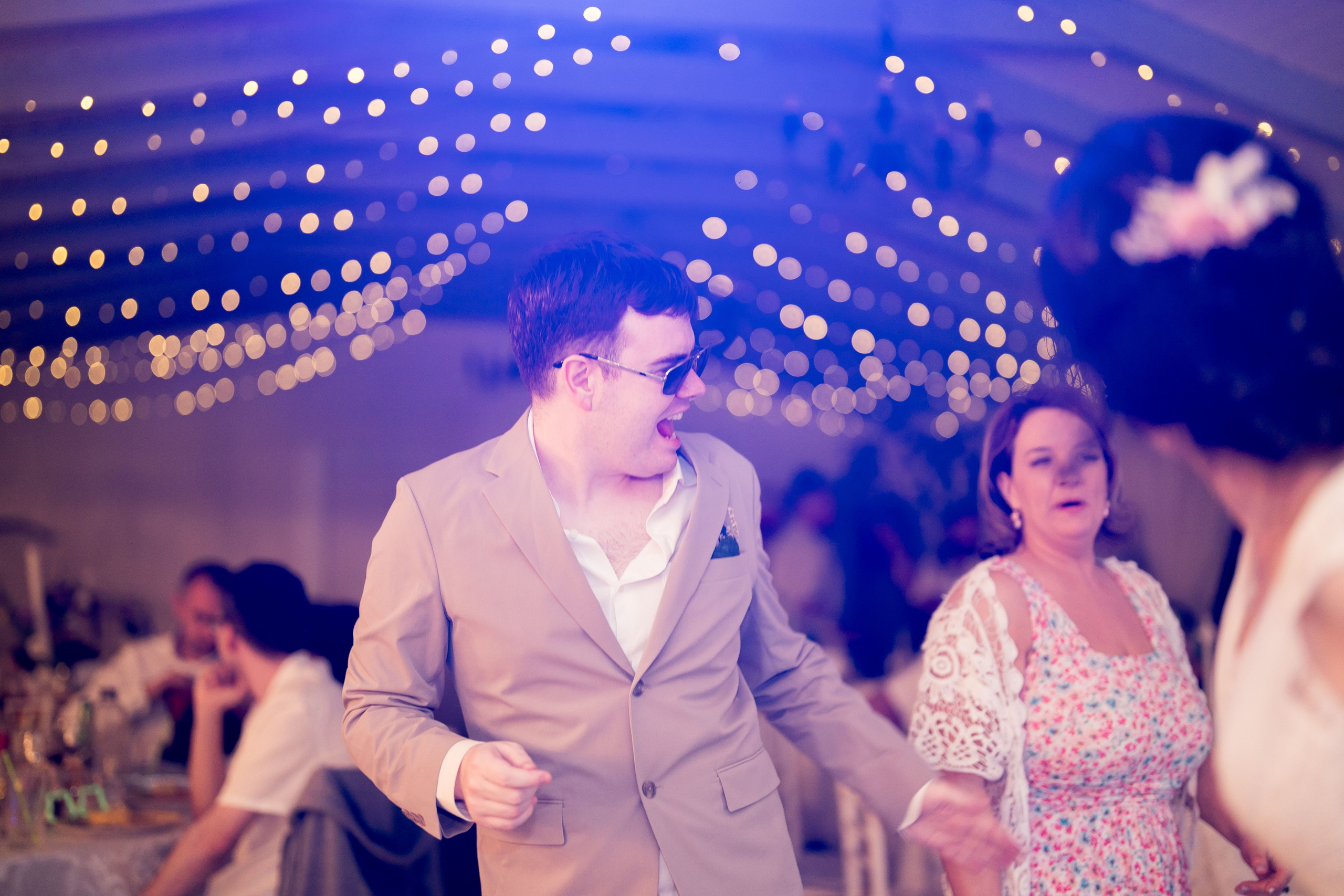 PARTY. Gabriel Florea — Fotograf nuntă București