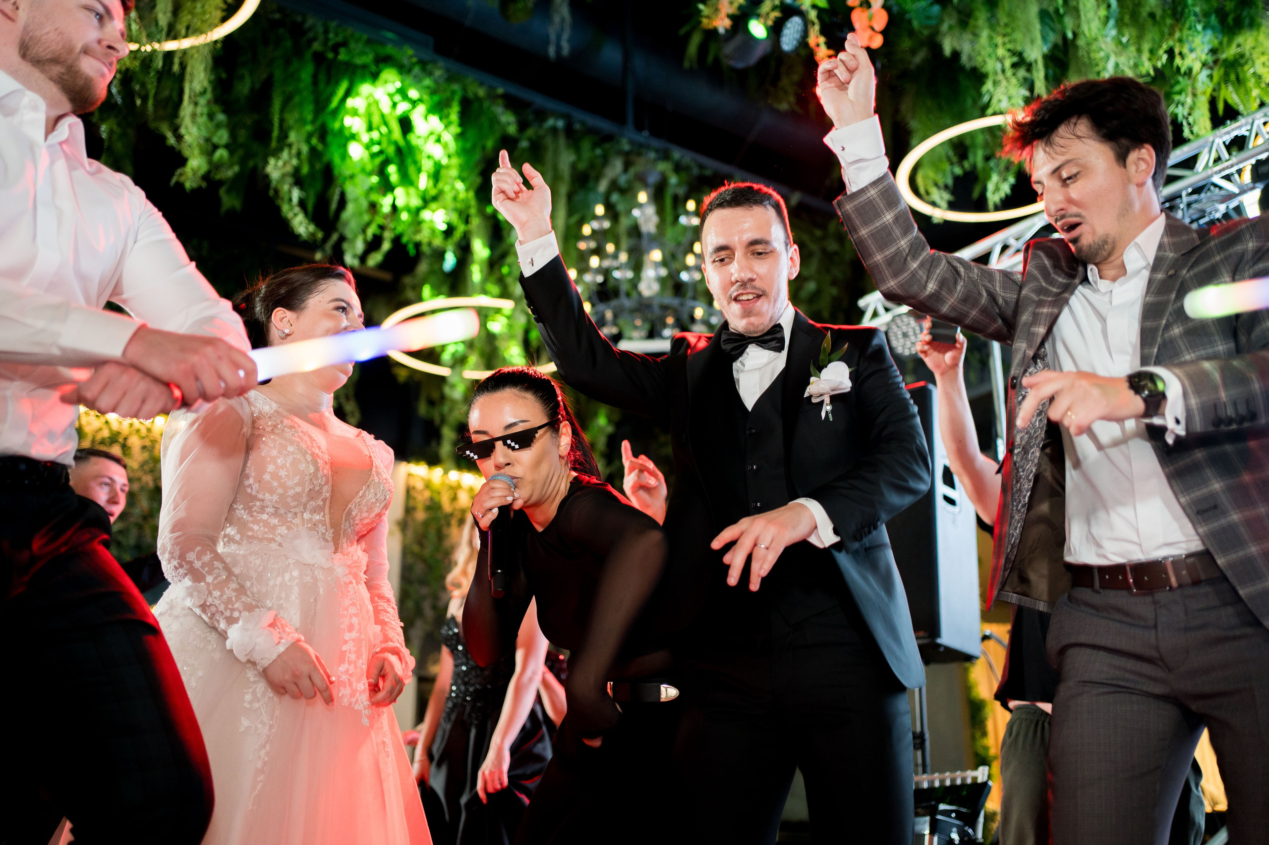 PARTY. Gabriel Florea — Fotograf nuntă București