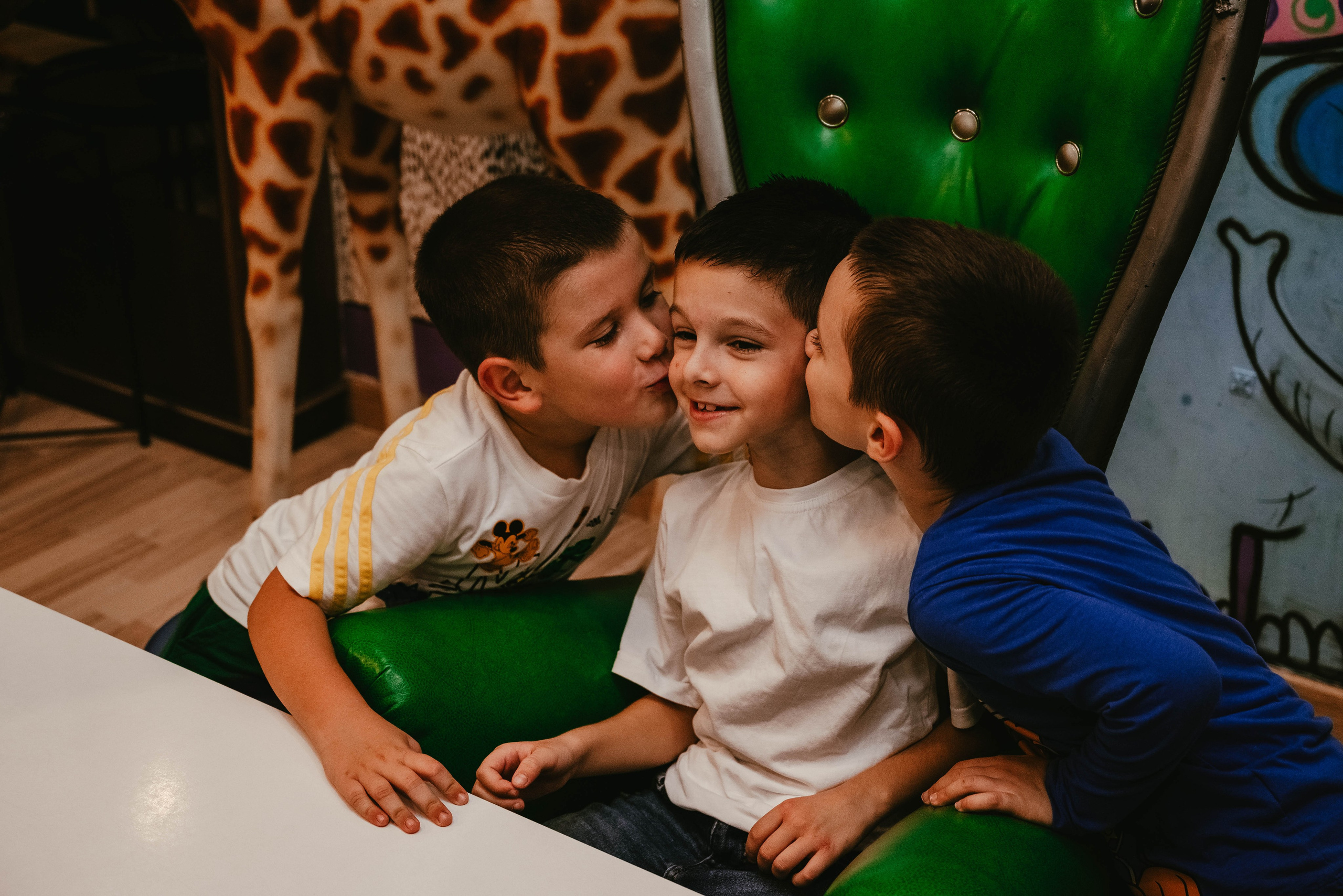 Lazar 8. rođendan. Dečiji i porodični fotograf