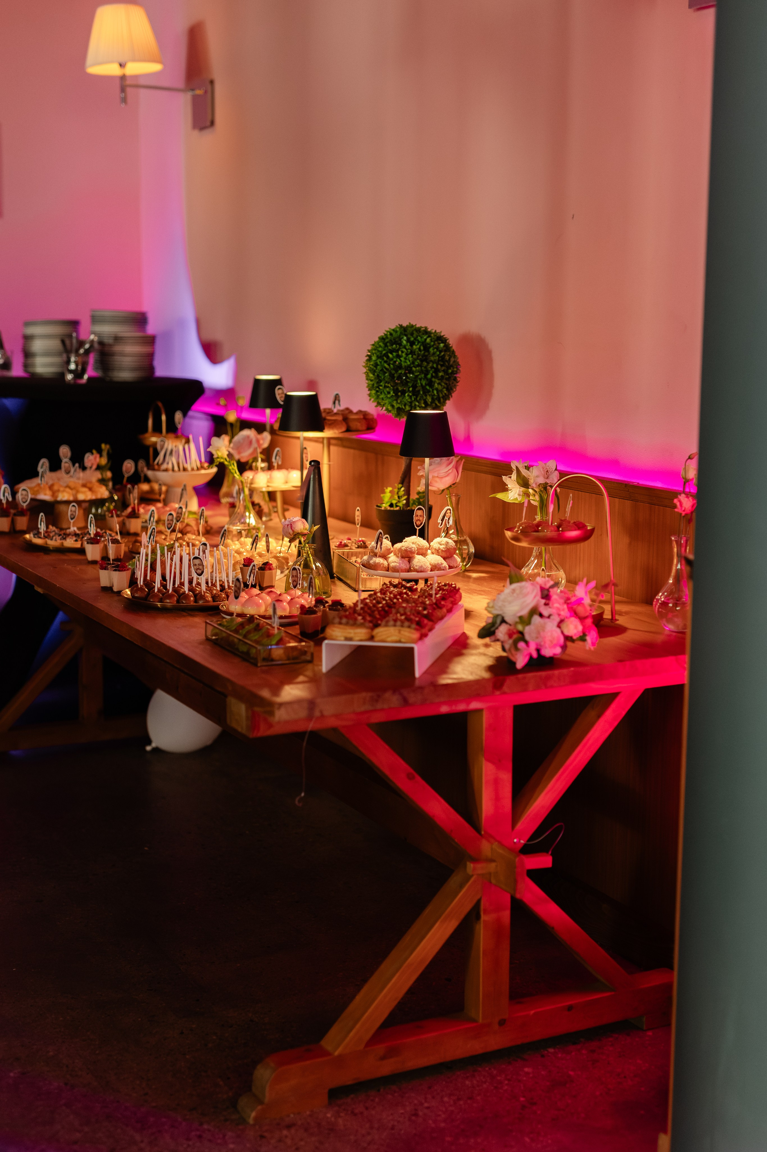 Flori & Cosmin. Main