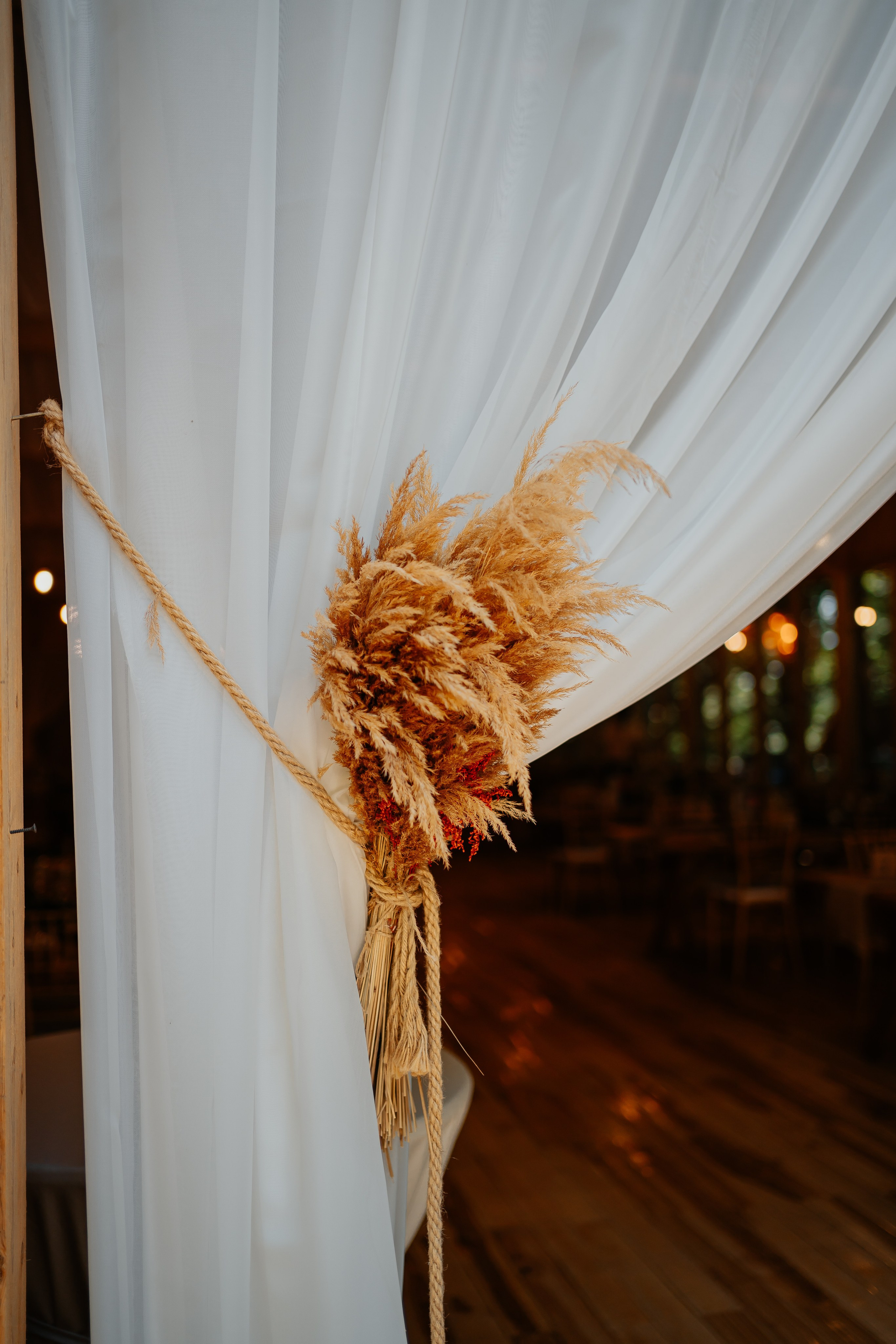 E & V. Fotograf Nunta Iasi - Hearts & Pictures