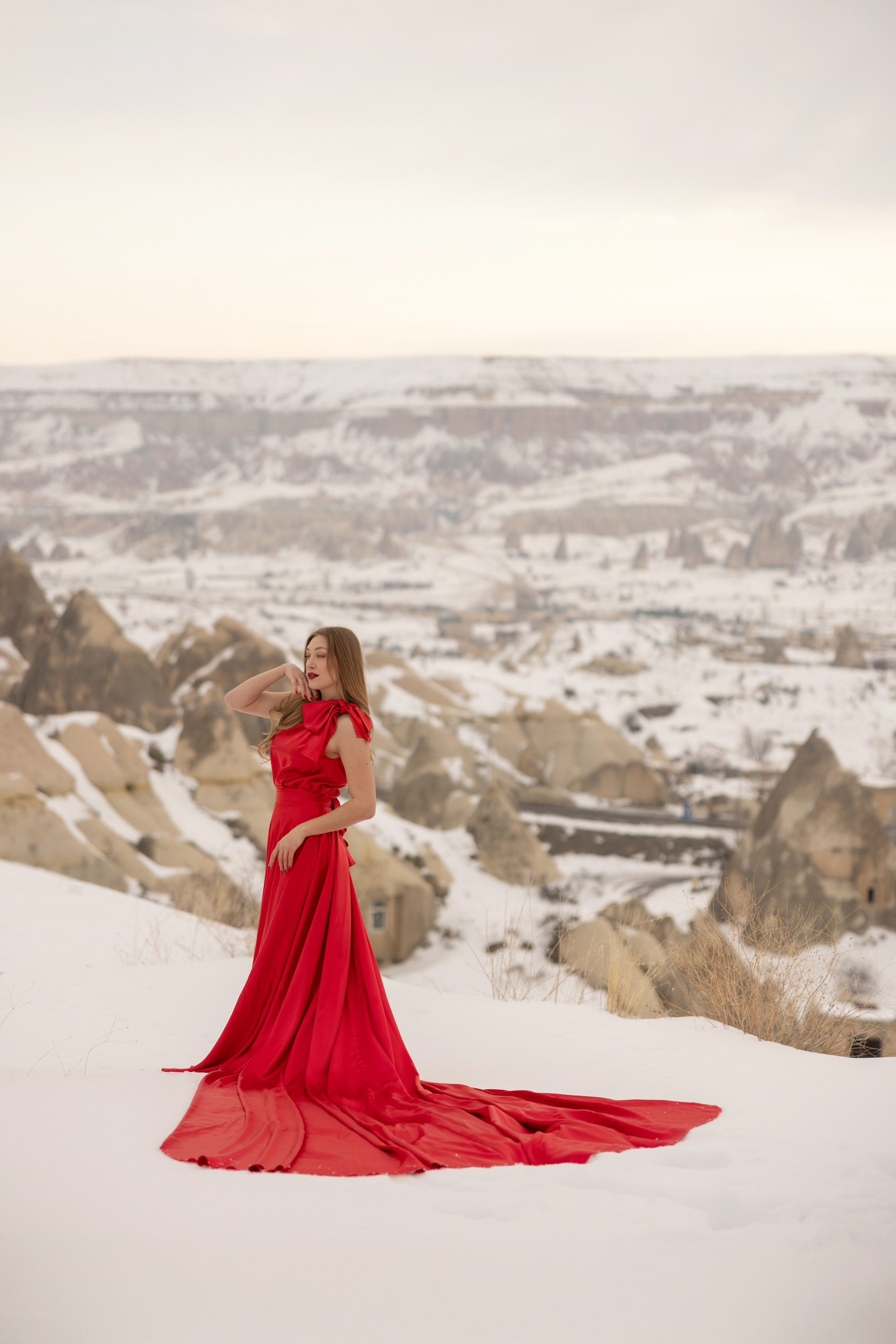 Dina. Julia Ganch I Fashion Wedding Photography I Cappadocia Turkey