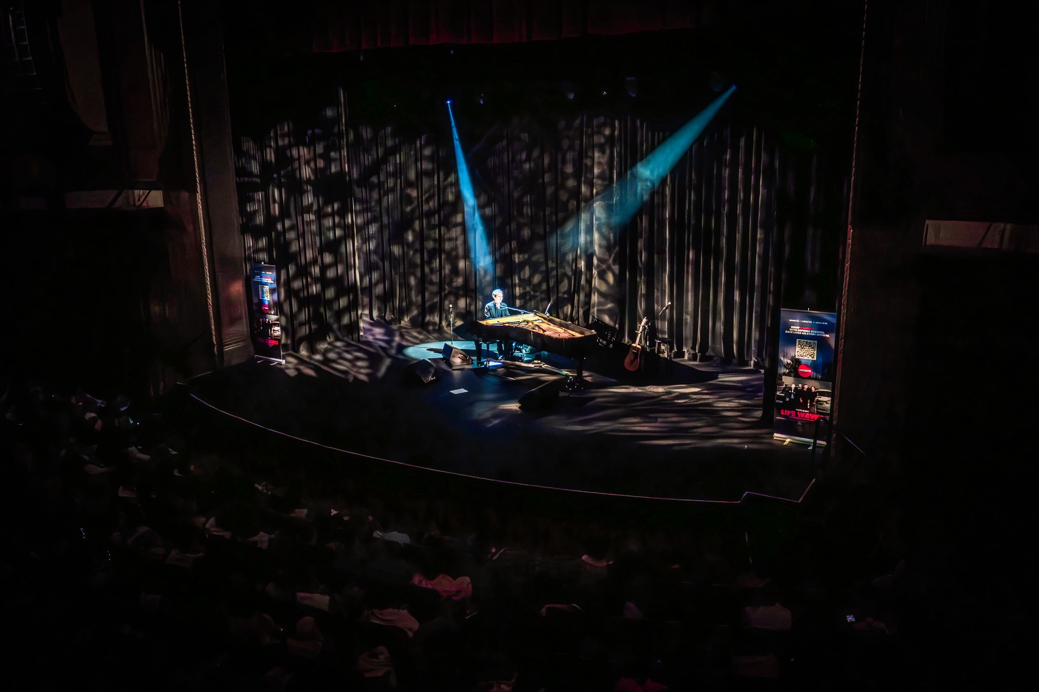 SLAVA VAKARCHUK / LOS ANGELES / 2025. Reportage concert portrait photography in the San Francisco Bay Area