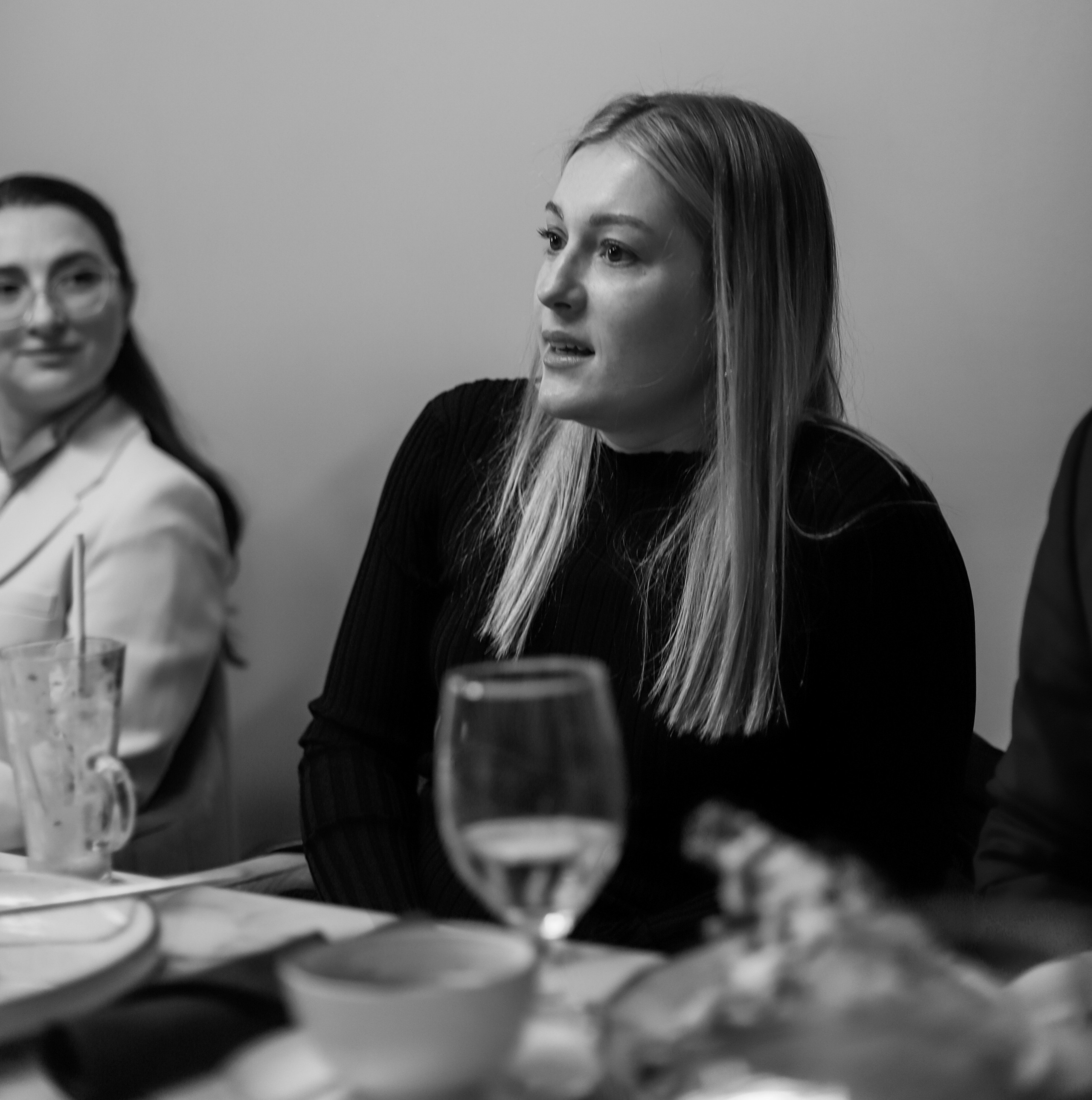 Irina_stylist. VALERIIA VIUNOVA individual shooting\love story\event\brand