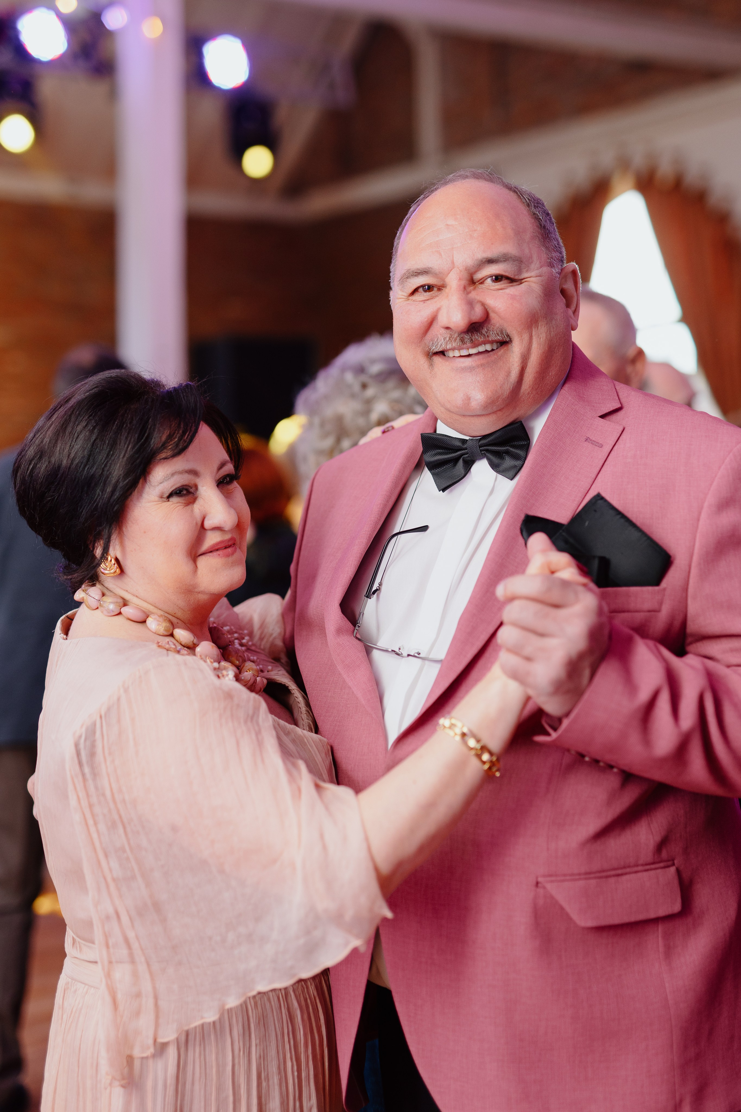 Nicoleta & Lucian. Main