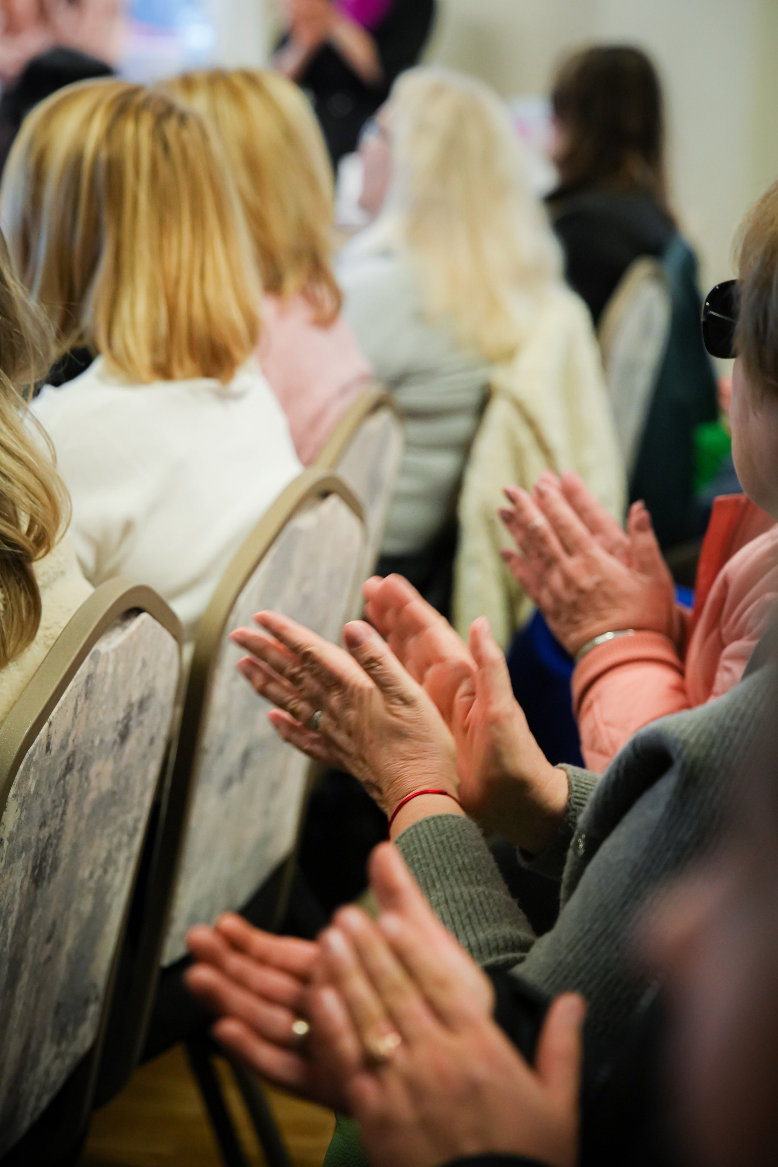 „Frauentreffen“. Fotografin Yuliia Turinina in Stuttgart