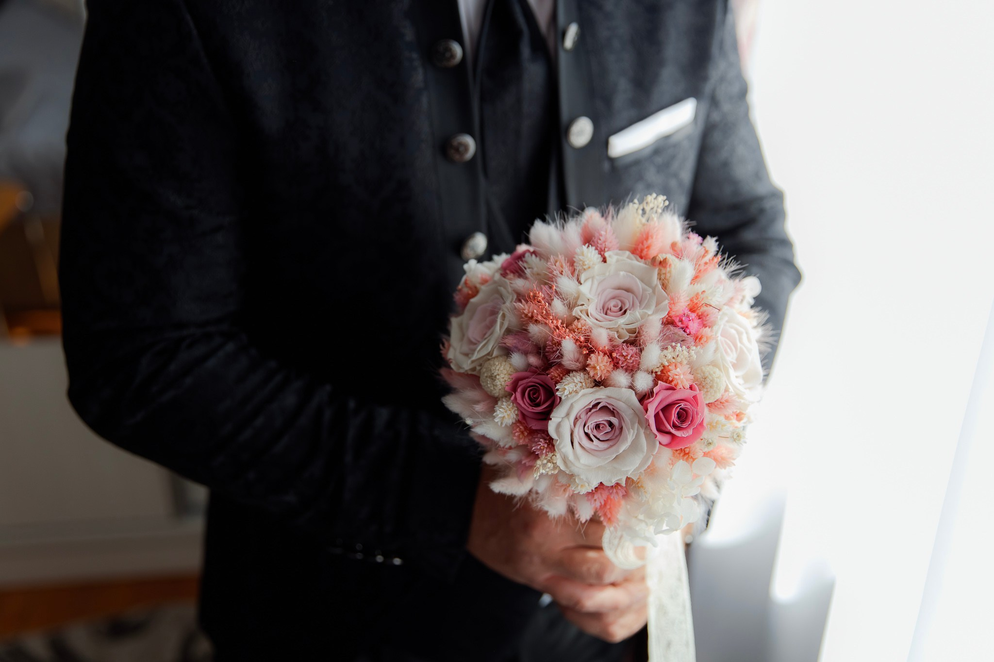 Mihai & Oana. Servicii foto-video profesionale, pentru momente de neuitat