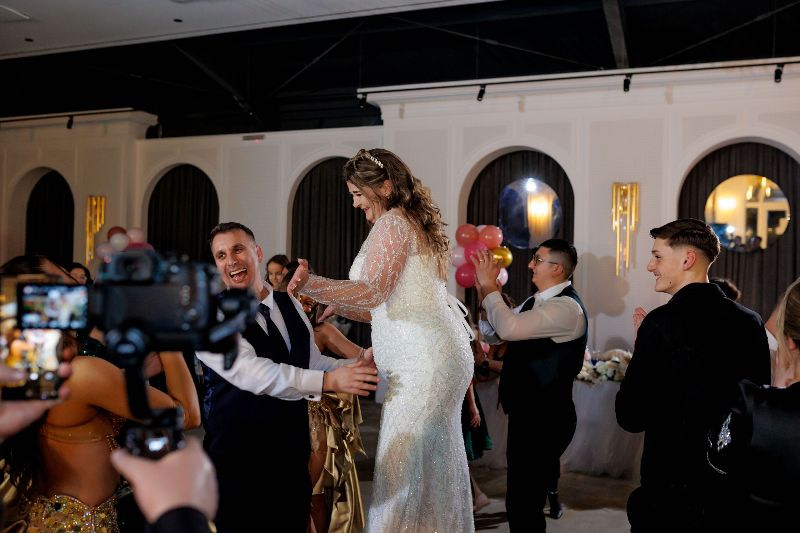 Povestea voastră, regizată de noi |Cristi Turculet Videograf Nuntă Suceava | wedding highlight. Servicii foto-video profesionale, pentru momente de neuitat