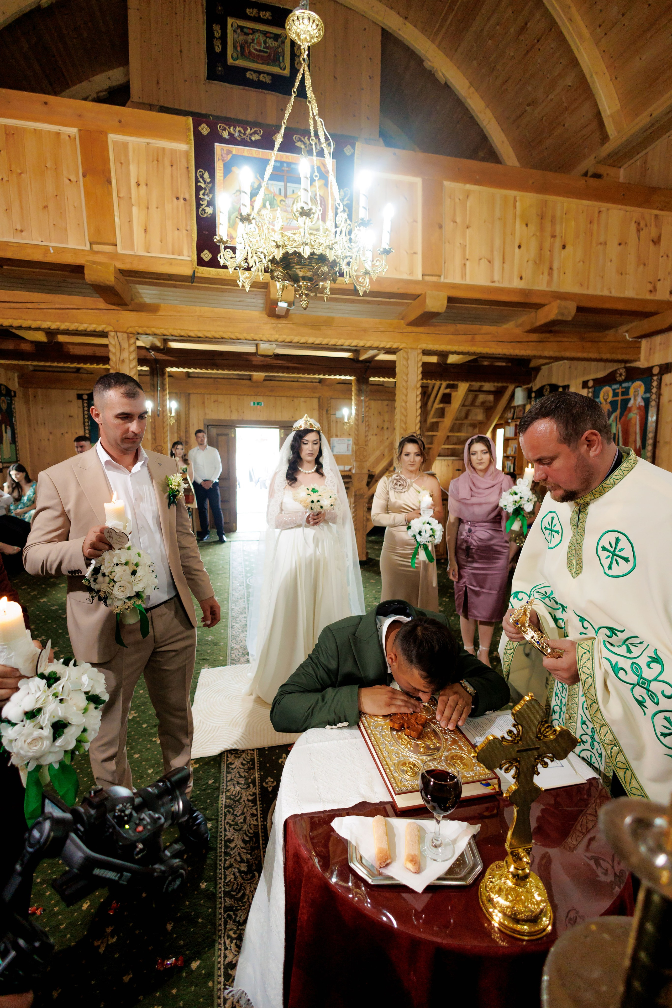 Nunta Nicoleta & Răzvan | Fotografie & Videografie Profesională. Servicii foto-video profesionale, pentru momente de neuitat