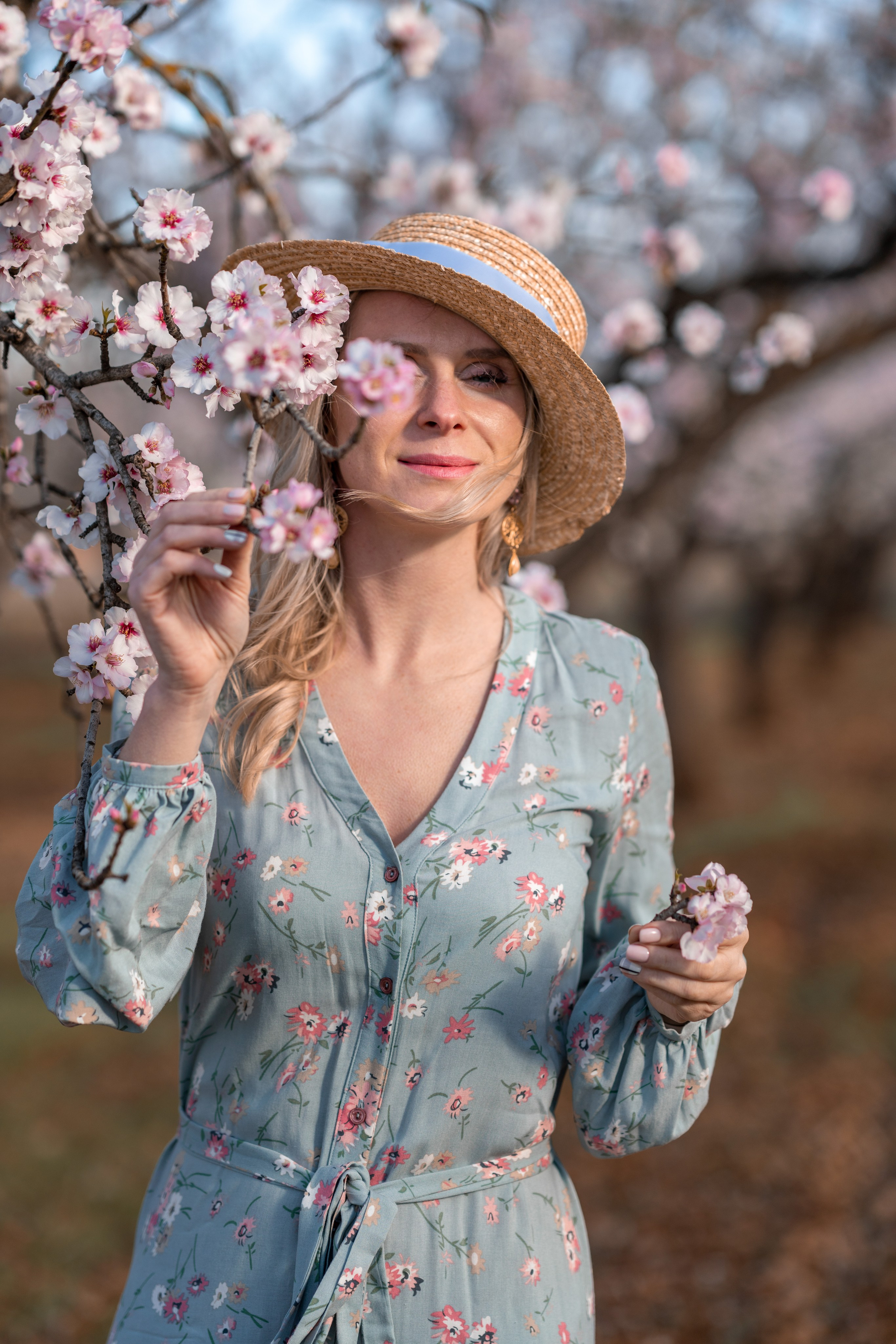 El florecer de los almendros. Fotografía Infantil, Familiar y Personal en Benidorm y Costa Blanca Anastasiya López