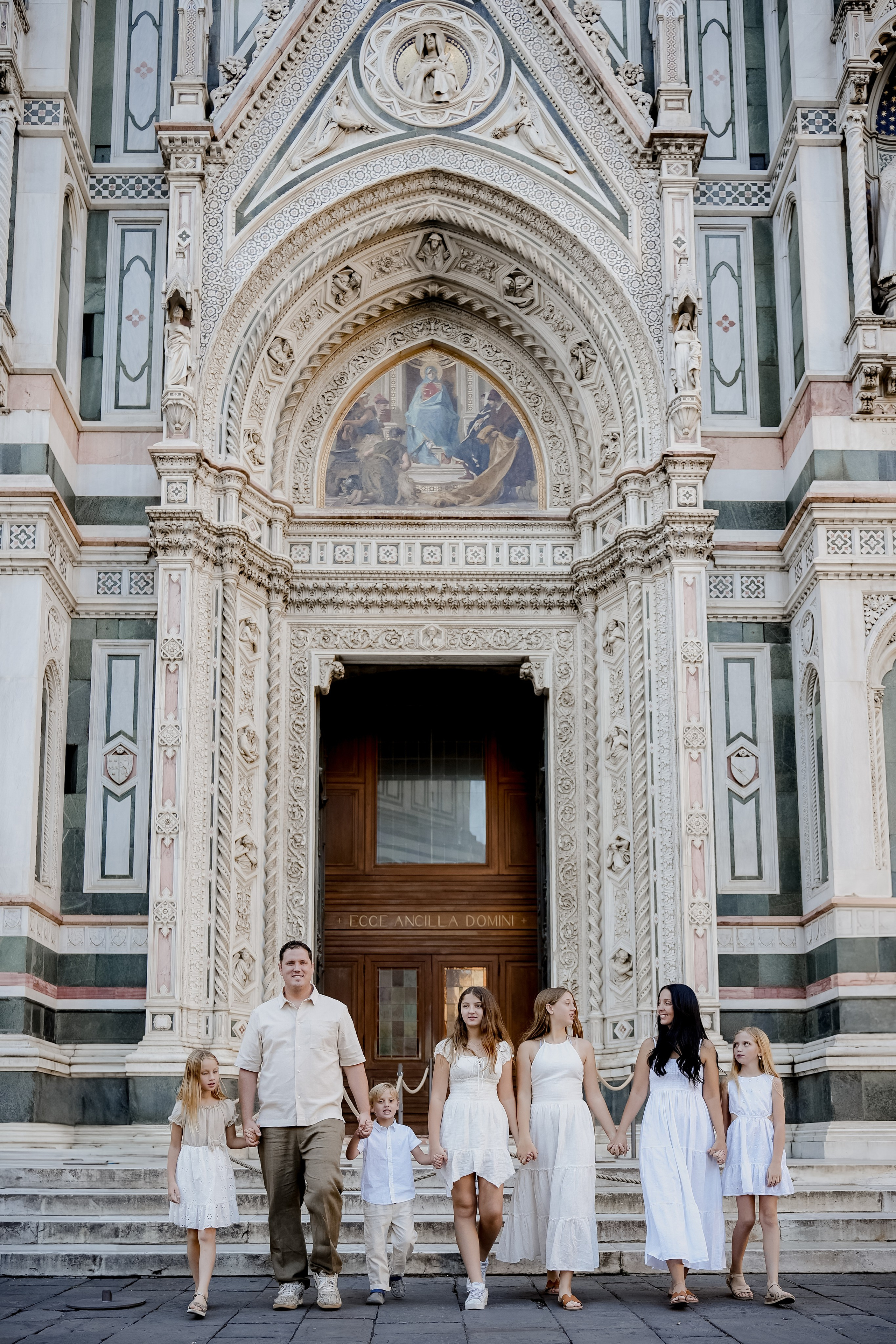 Stella & Family. Wedding Photographer in Italy
