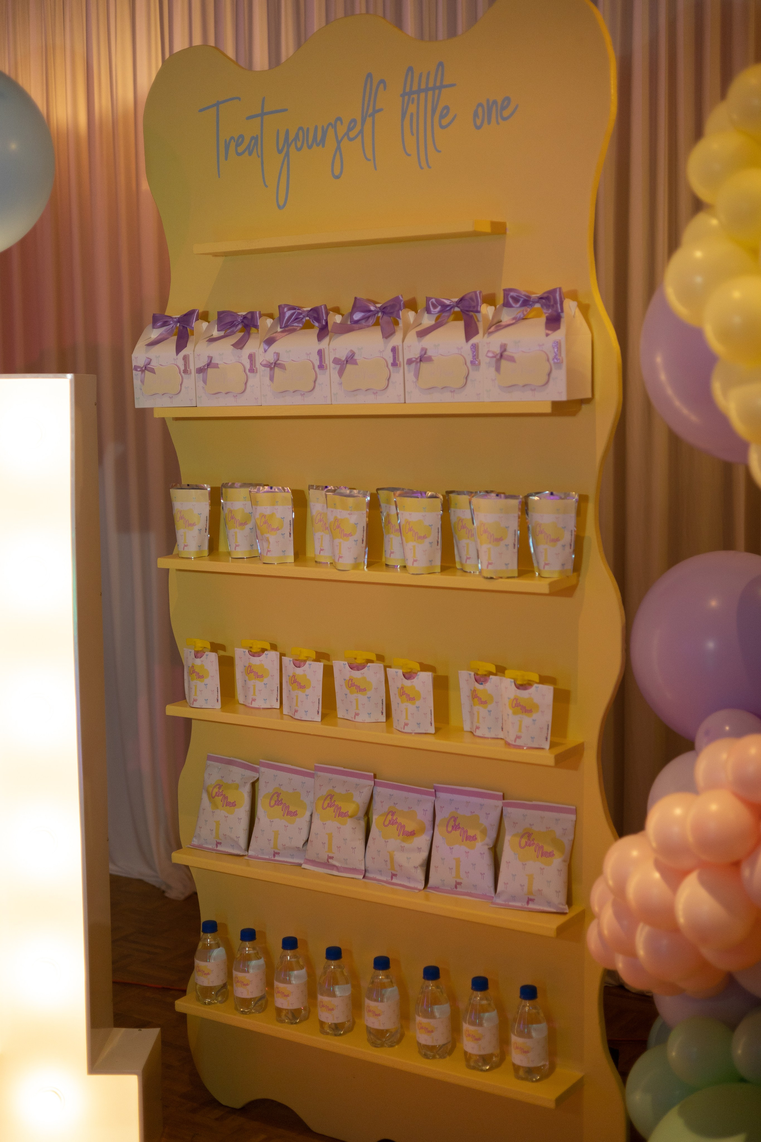 1 st Birthday. Portrait and Family Photographer in Netherlands