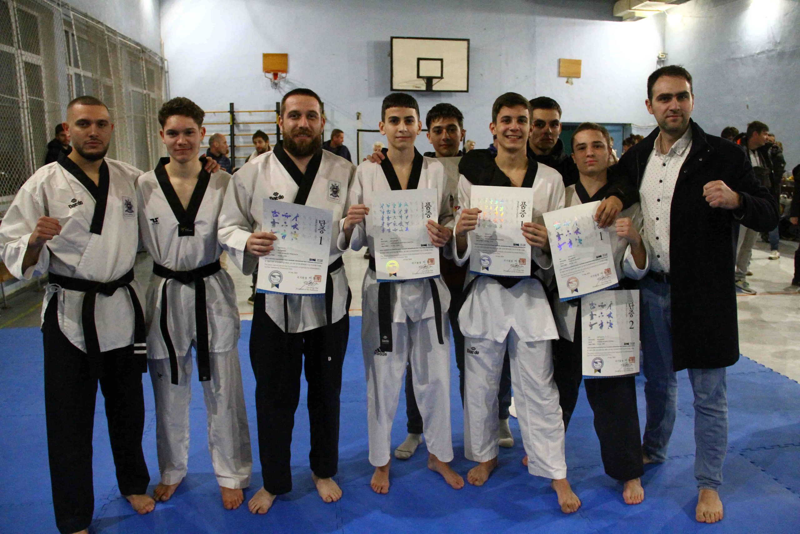 2024-12-18, Коледно Тържество ТК САМСОН. СПОРТНА ФОТОГРАФИЯ | ПОРТРЕТНА | РЕПОРТАЖНА