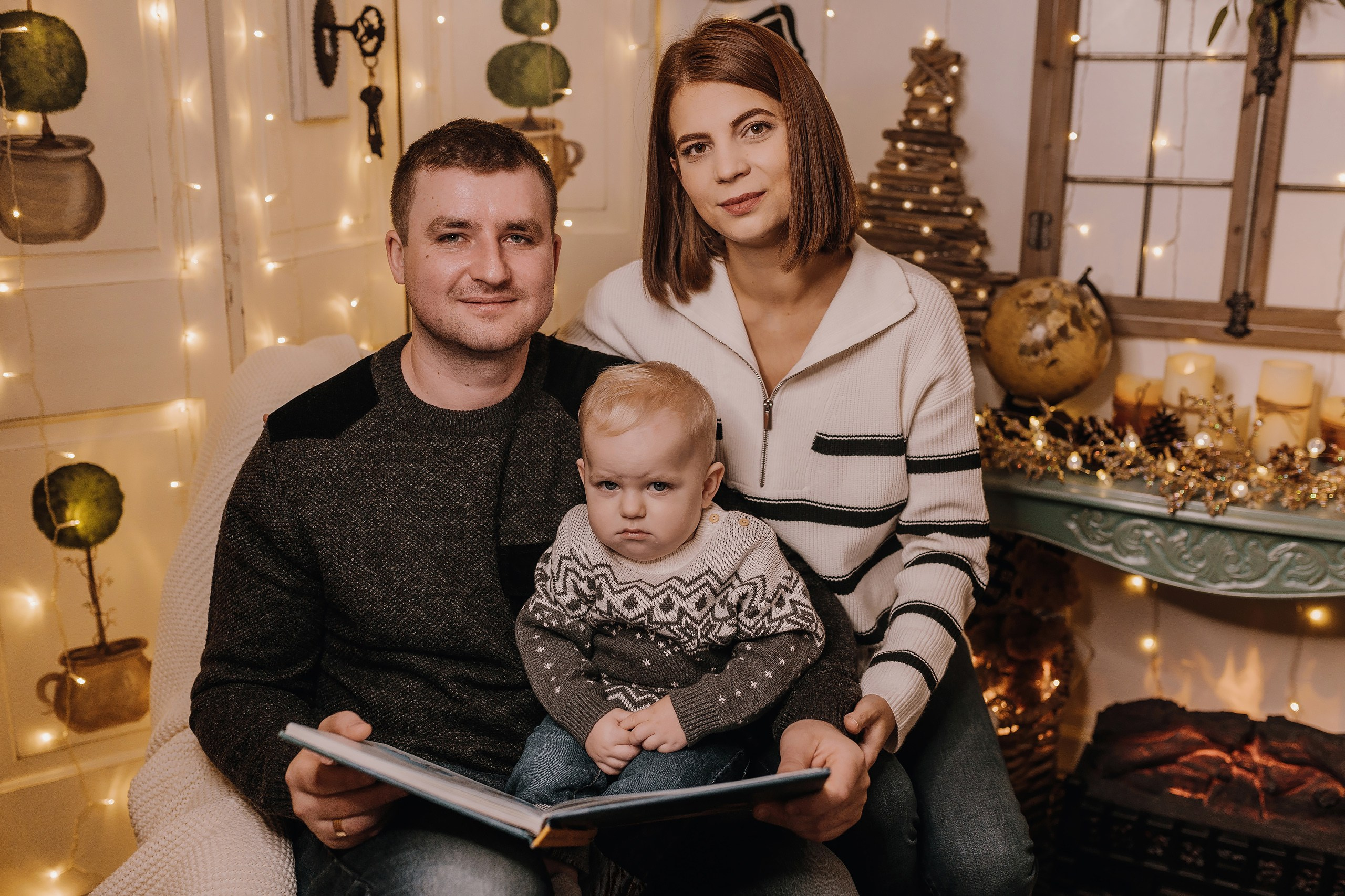 03.12.2023 Christmas Photoshoot. Wedding family event photographer in Chicago Nick Yushevich