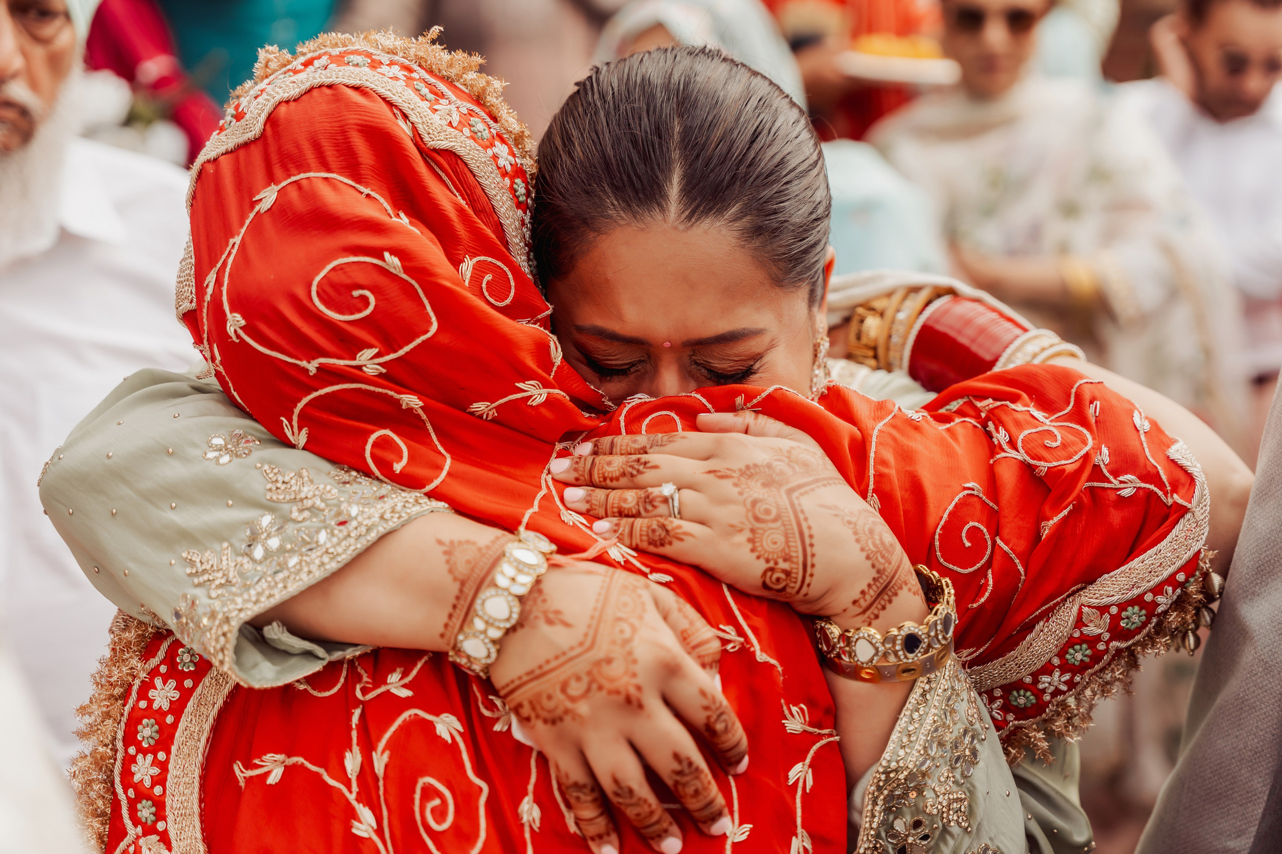 Gagan & Jasmeen. Wedding Photographer & Cinematographer studios