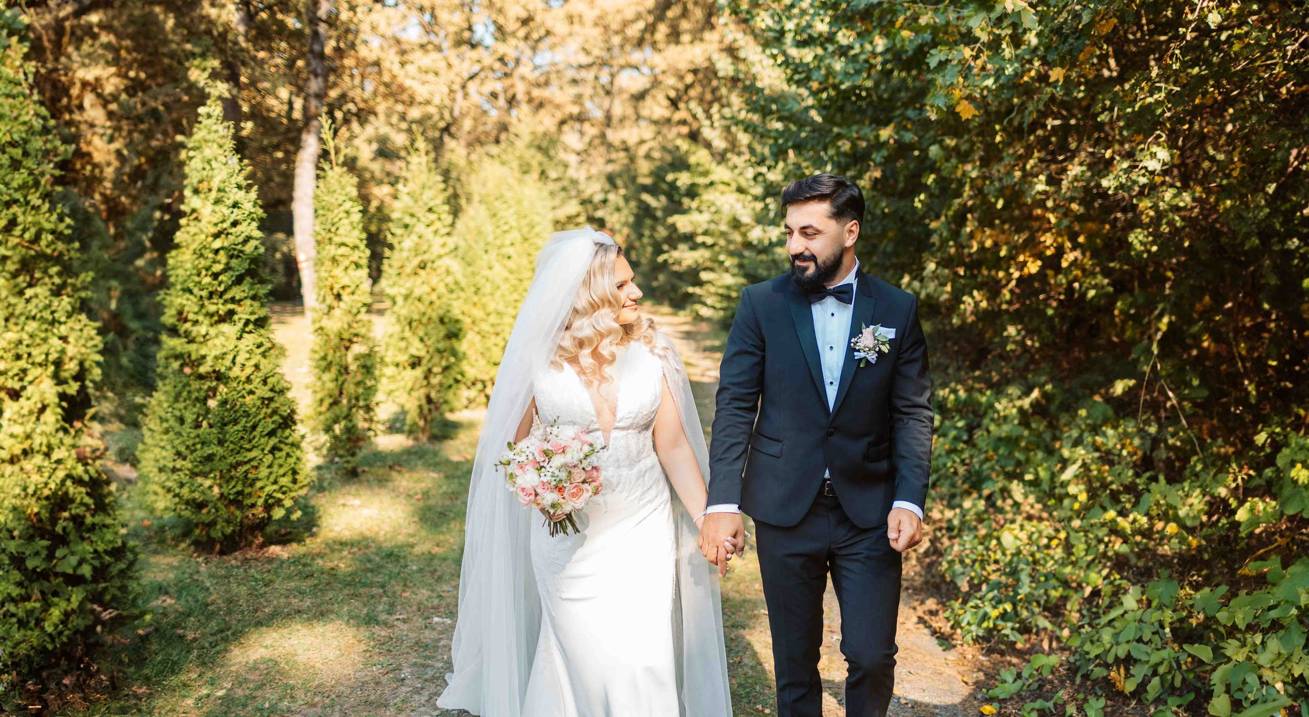 Roxana & Andrei. Contrast Studio