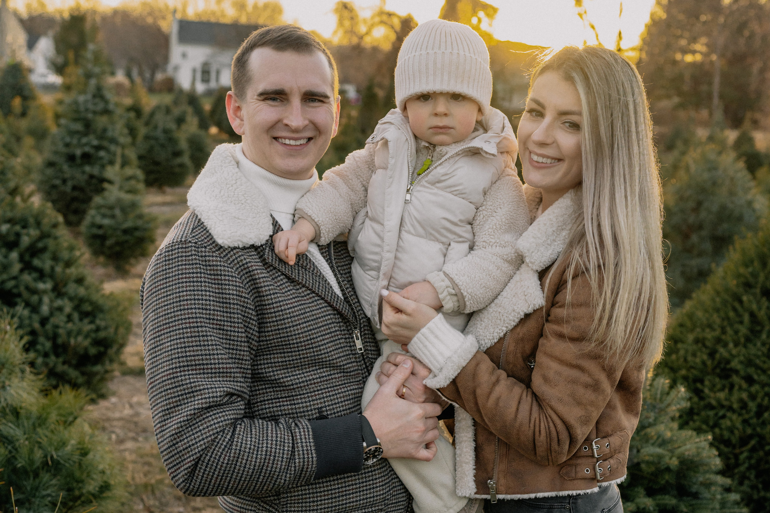 Christmas Farm Photography – Festive & Cozy Memories. Alisa Tant — Family and newborn photographer Bucks County, Montgomery county, Philadelphia, NJ