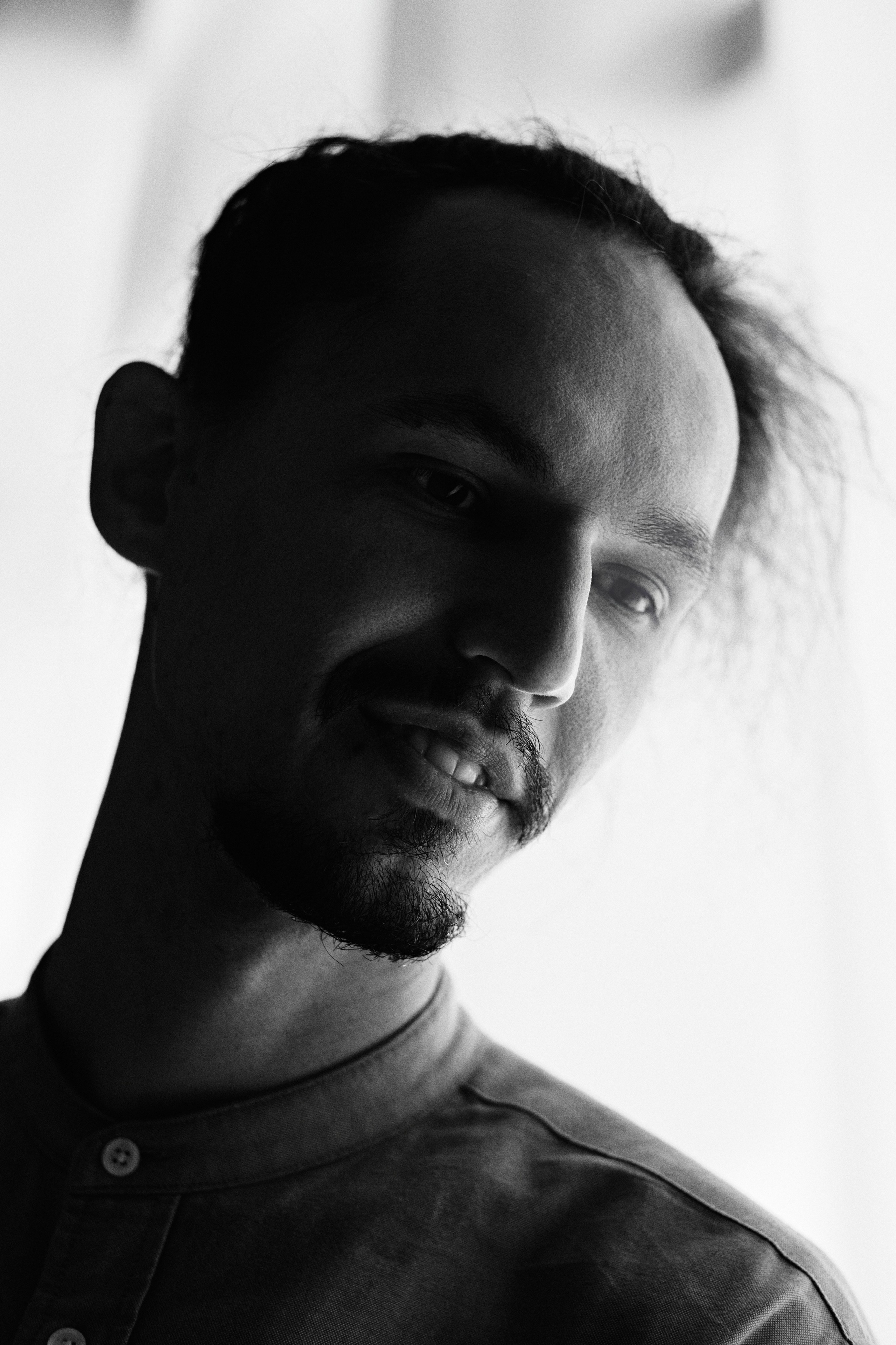 Оператор без диплома, но с опытом 800+ съемочных дней: история Олега Хорошавина