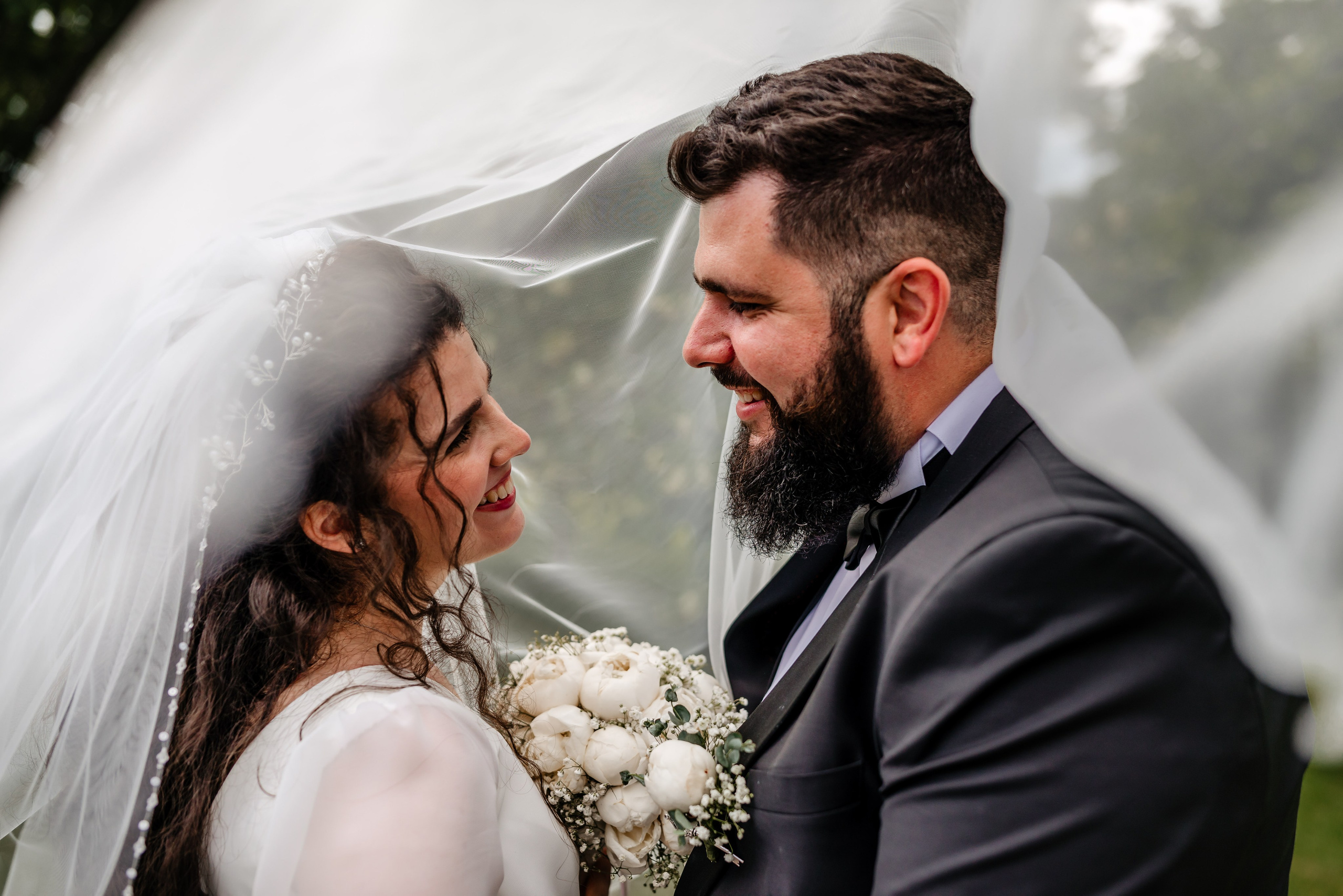 Radu Rahovan Fotograf de nuntǎ Cluj - Zalau - Alba - Târgu Mureș - Bistrița