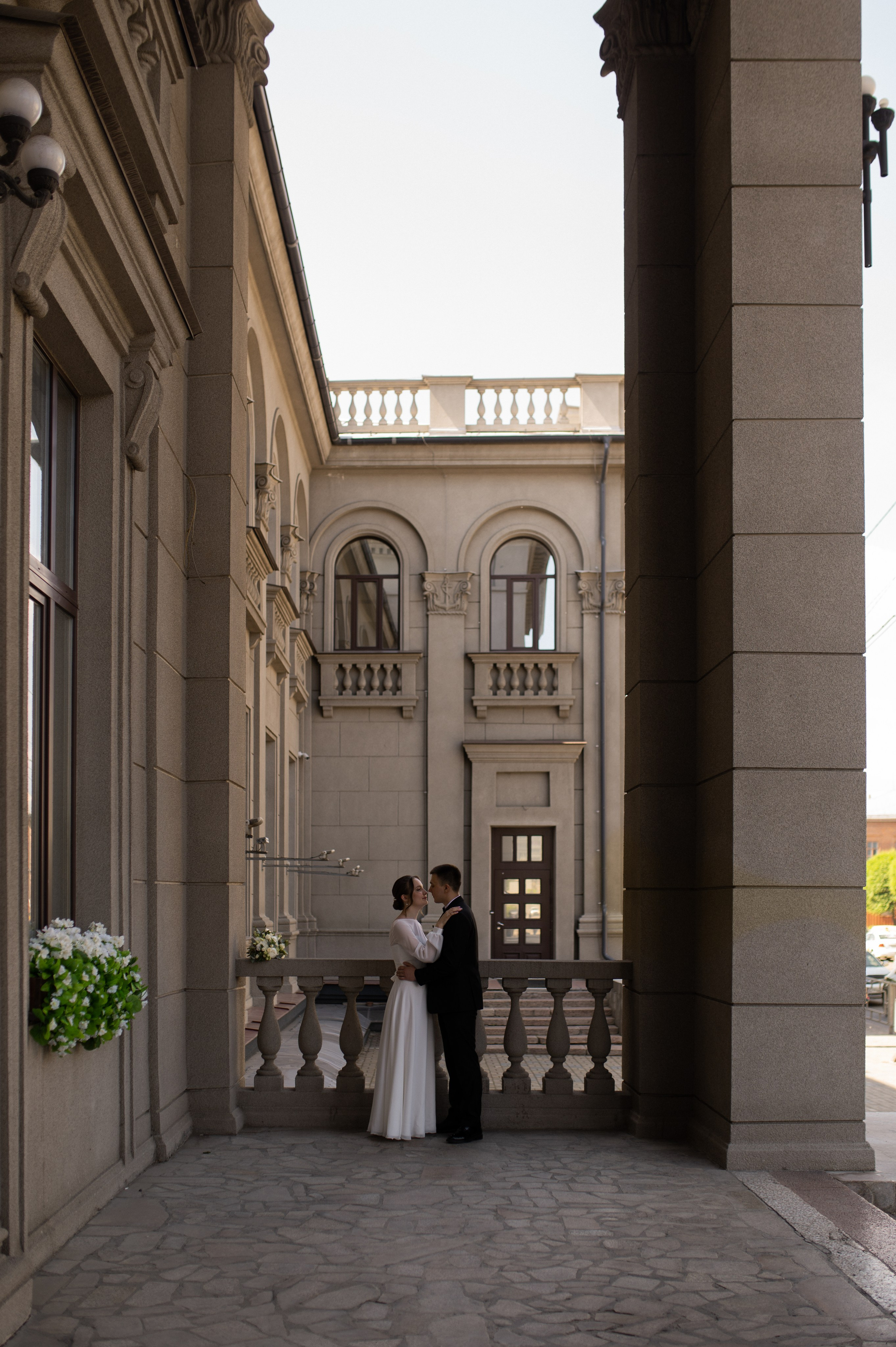 Smile. Wedding and commercial photographer