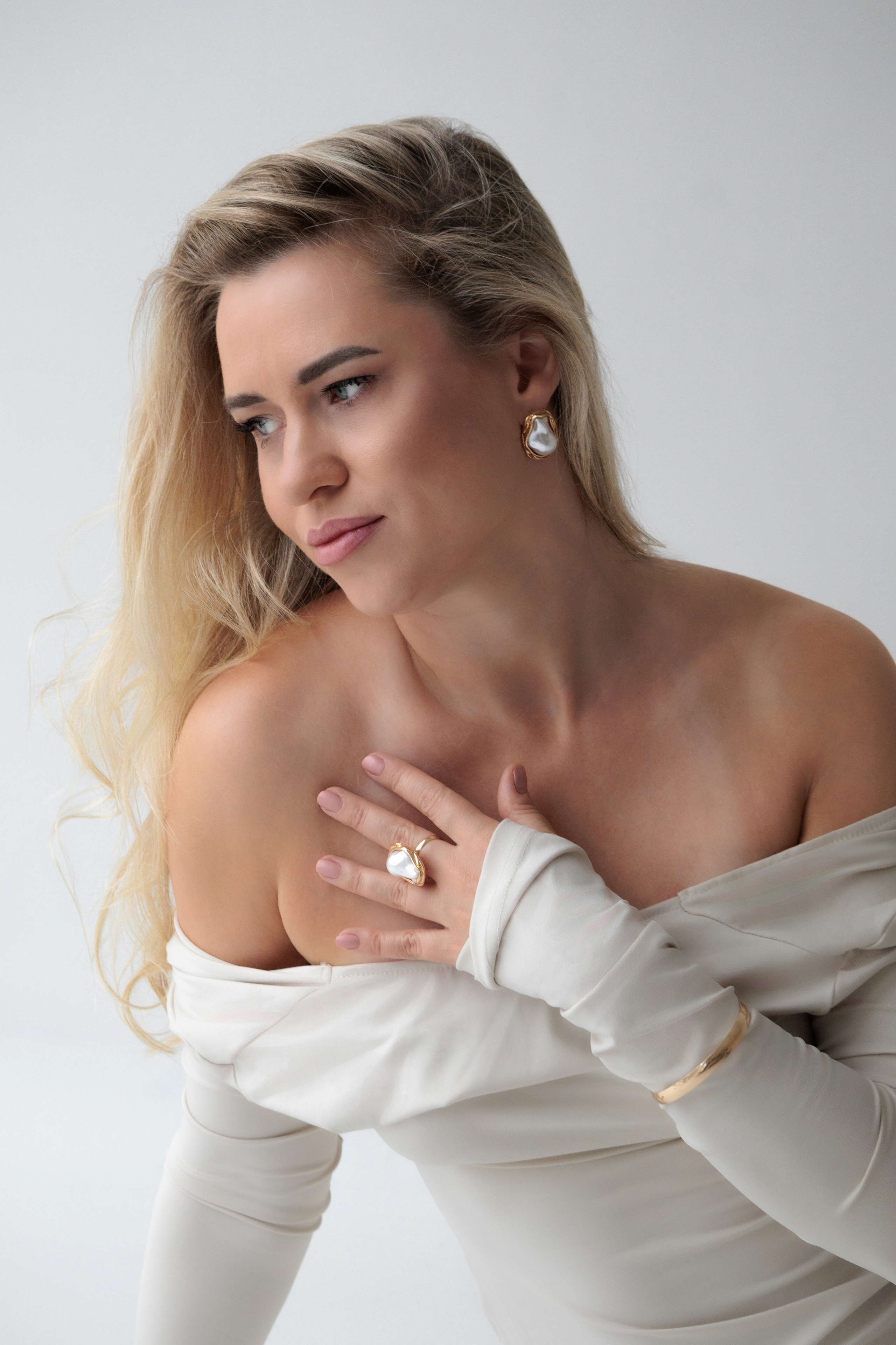 В студии | Портреты и стильные образы. Бренд & Женский фотограф в Таллинне / Фотограф Таллинн