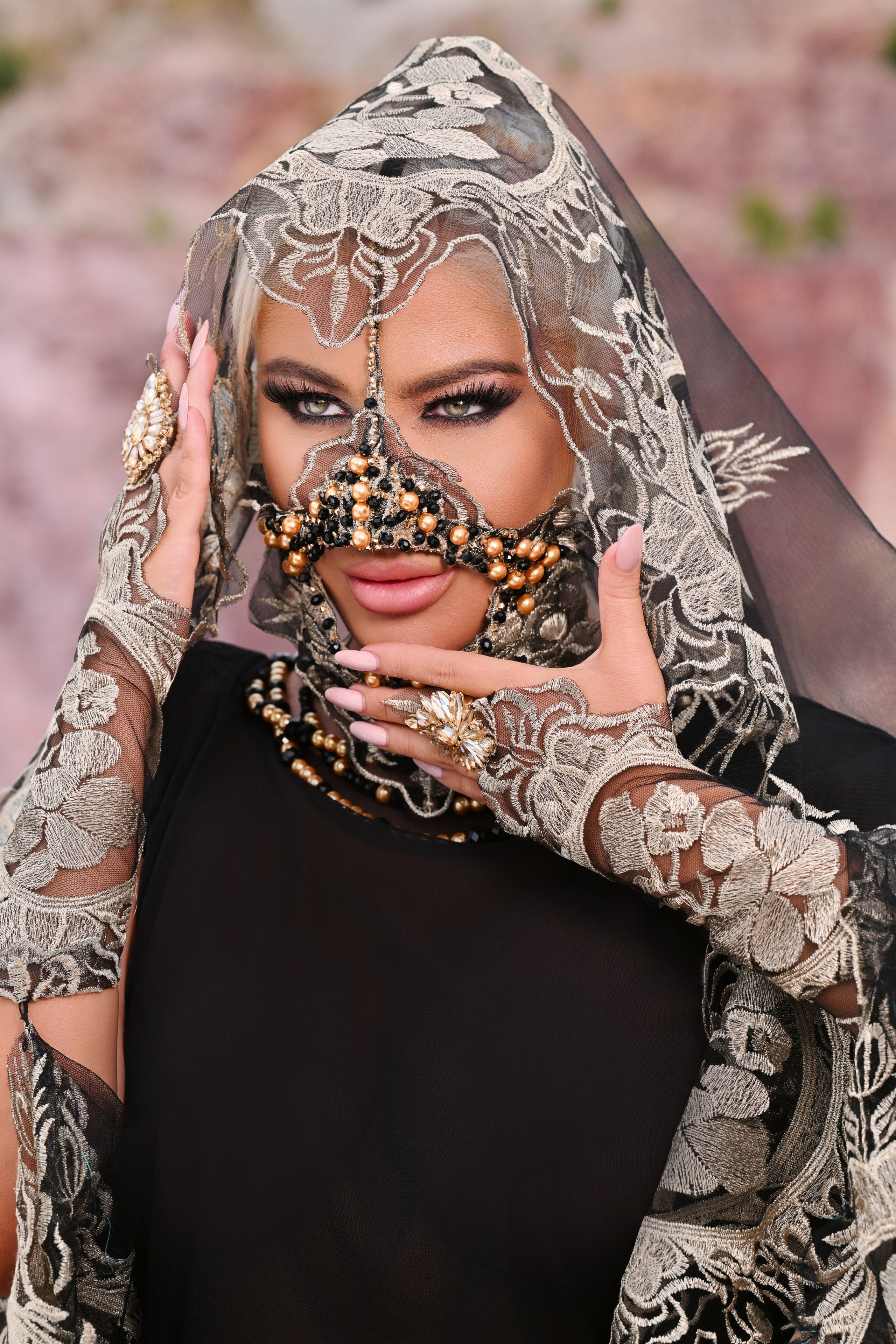 Andrea х Tzanca Uraganu x COSTI - Topa Topa, 2025. Ivan Stefanov Photography