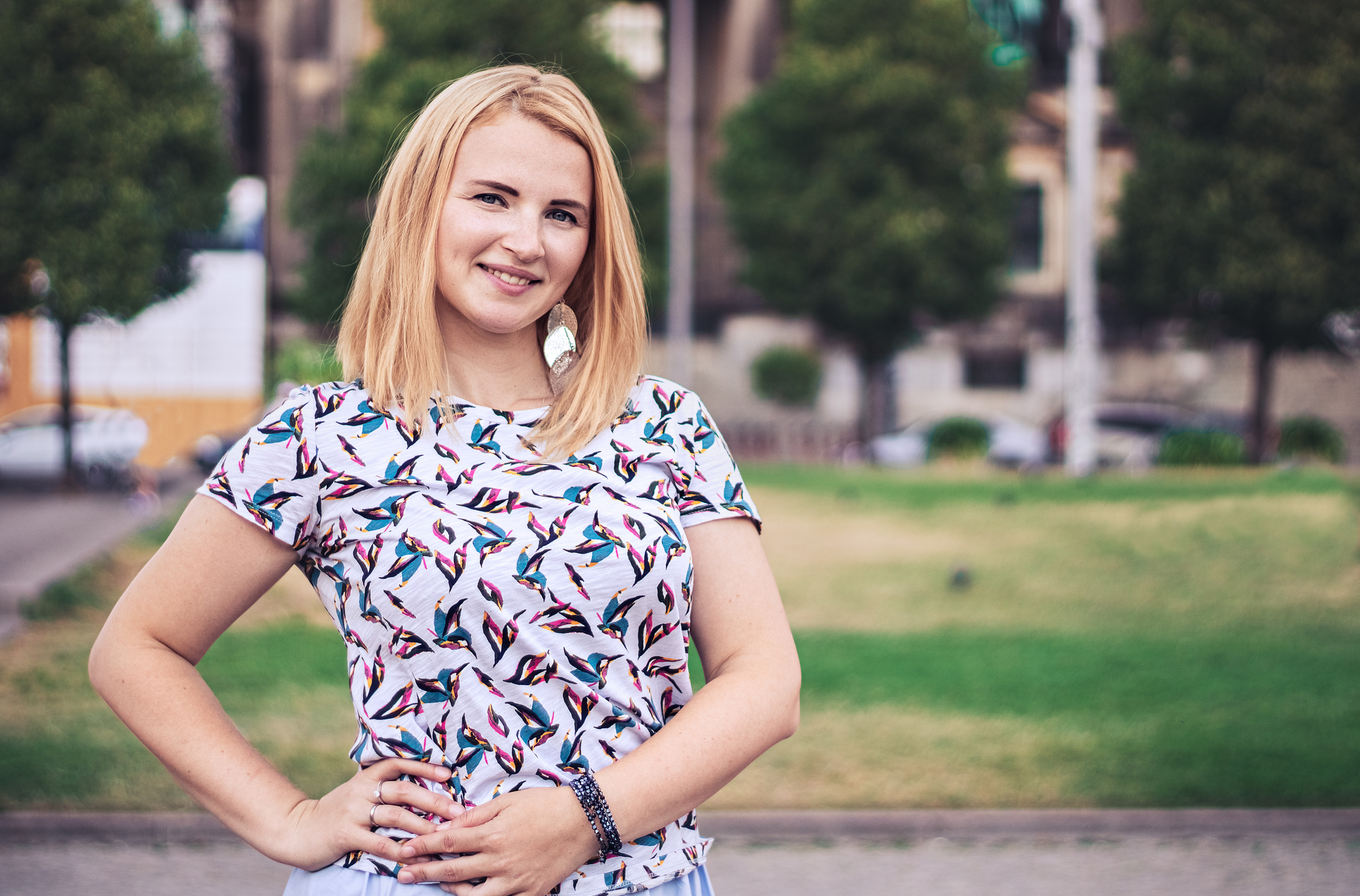 Fotoshooting mit Eltern und einem Sohn am Berliner Dom. Hochzeitsfotografie in Berlin Nataliia Schütze