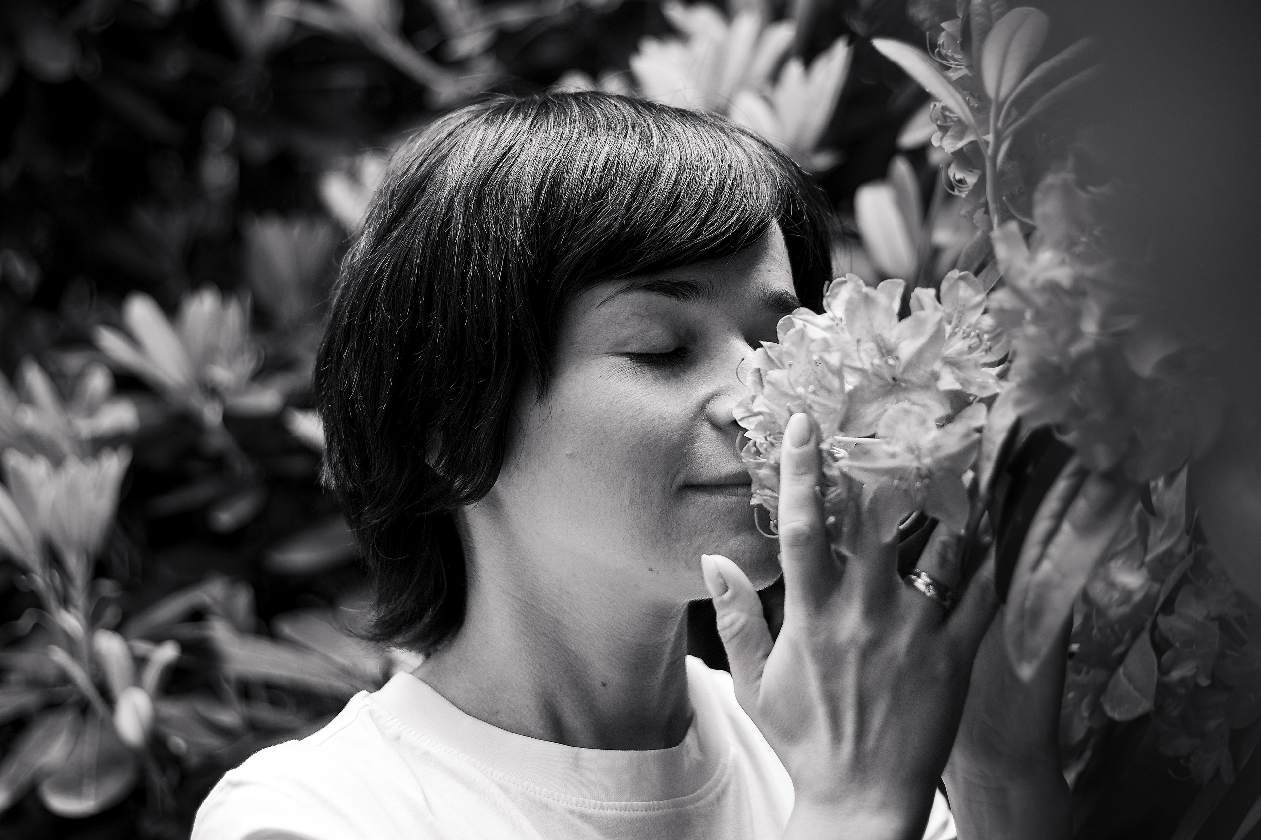Neugeborenes Fotoshooting im Frühling im Tierpark Berlin. Hochzeitsfotografie in Berlin Nataliia Schütze