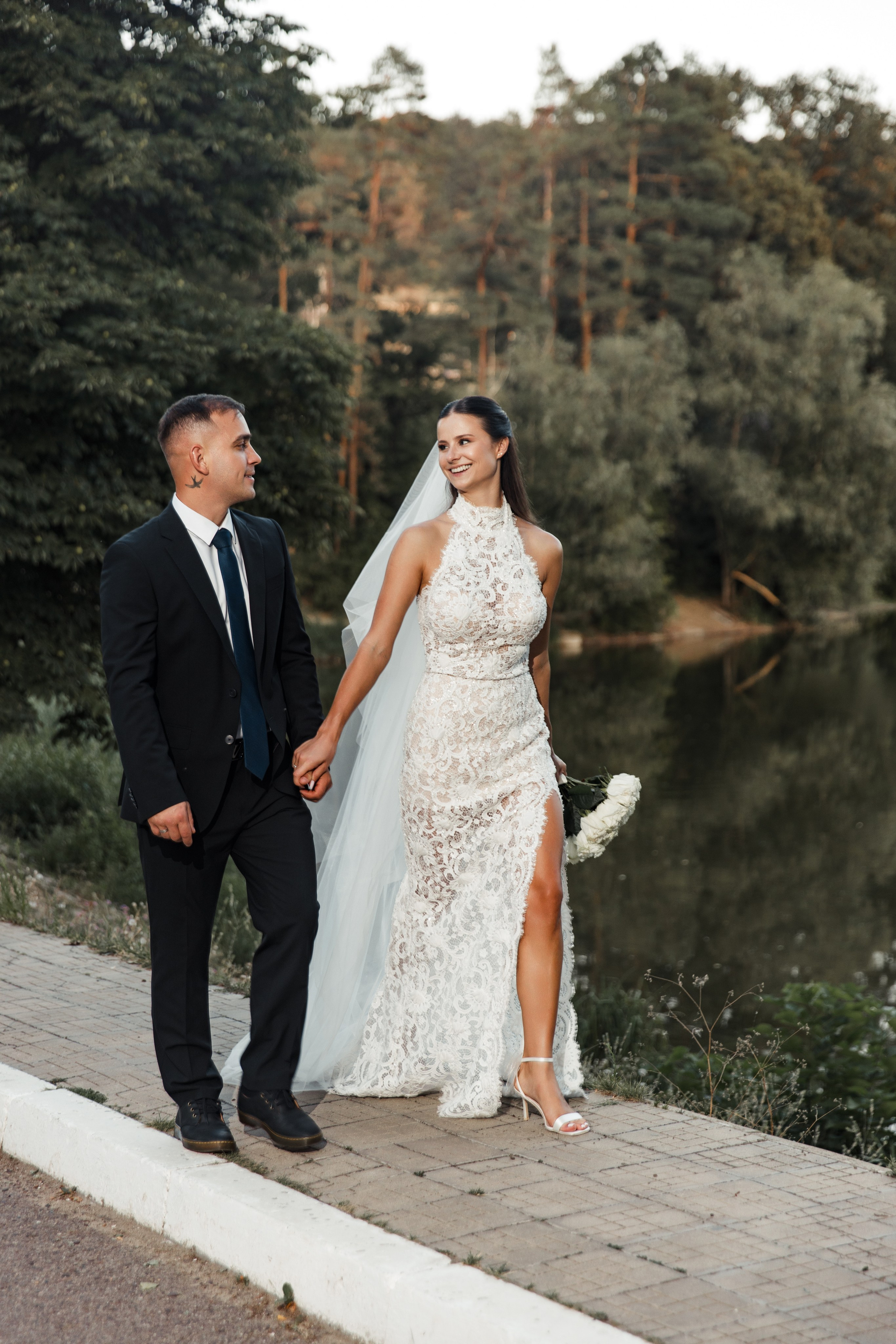 Daniel & Nicoleta. BUREA PRODUCTION