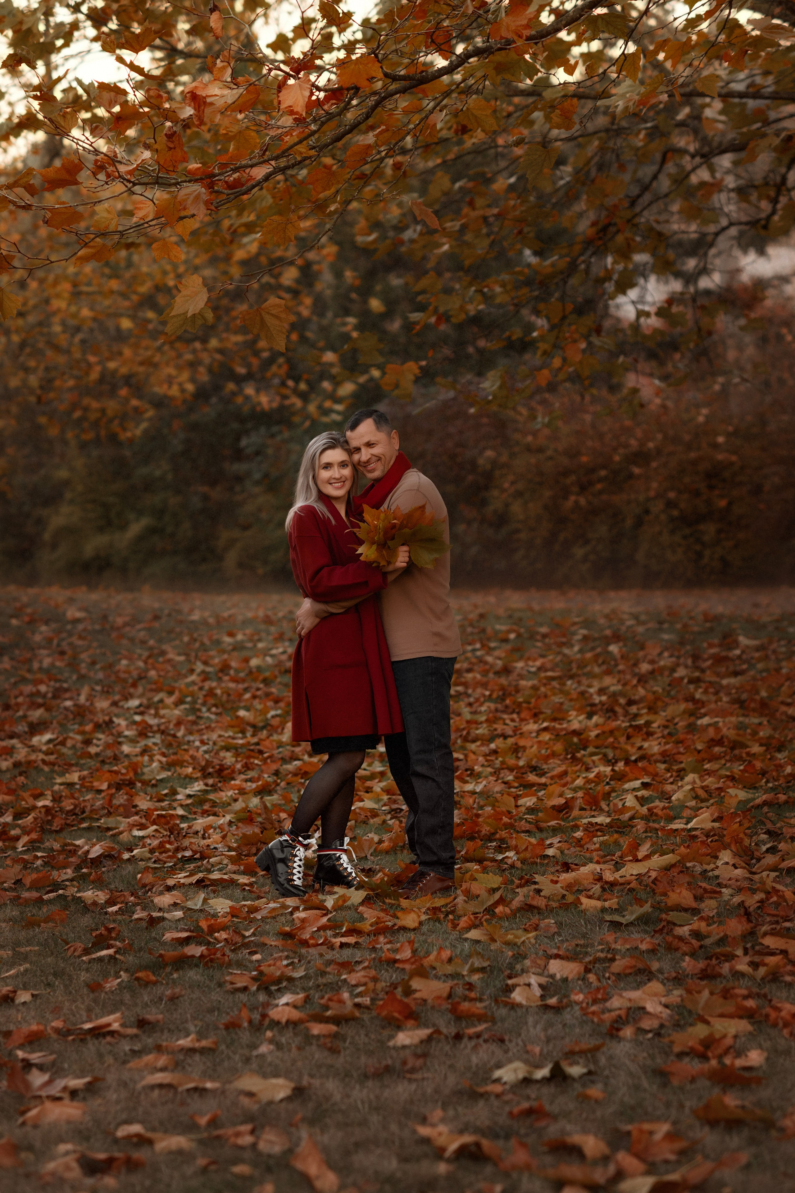 Autumn romance. Wedding & portrait photography in the Seattle Area. Helen Michelle photographer
