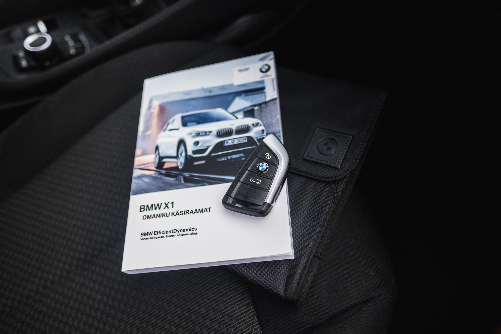 BMW X1. LOHA VISUALS — AUTOMOTIVE PHOTOGRAPHY