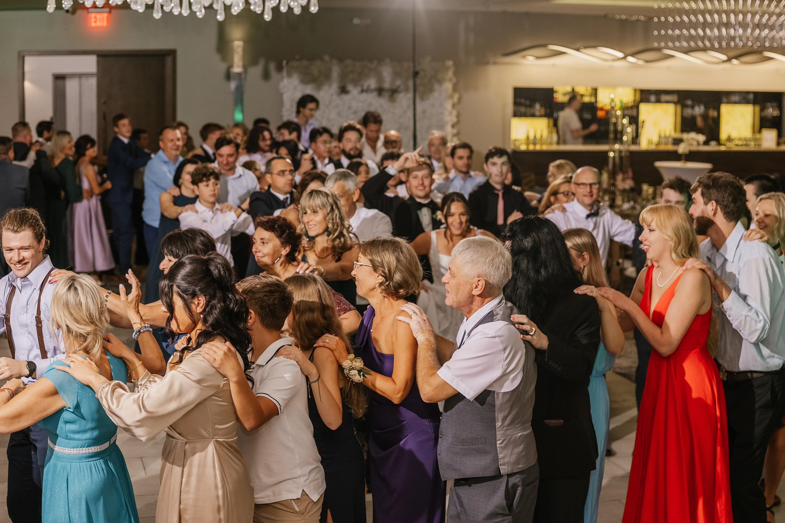 09.06.2025 Wedding. Wedding family event photographer in Chicago Nick Yushevich