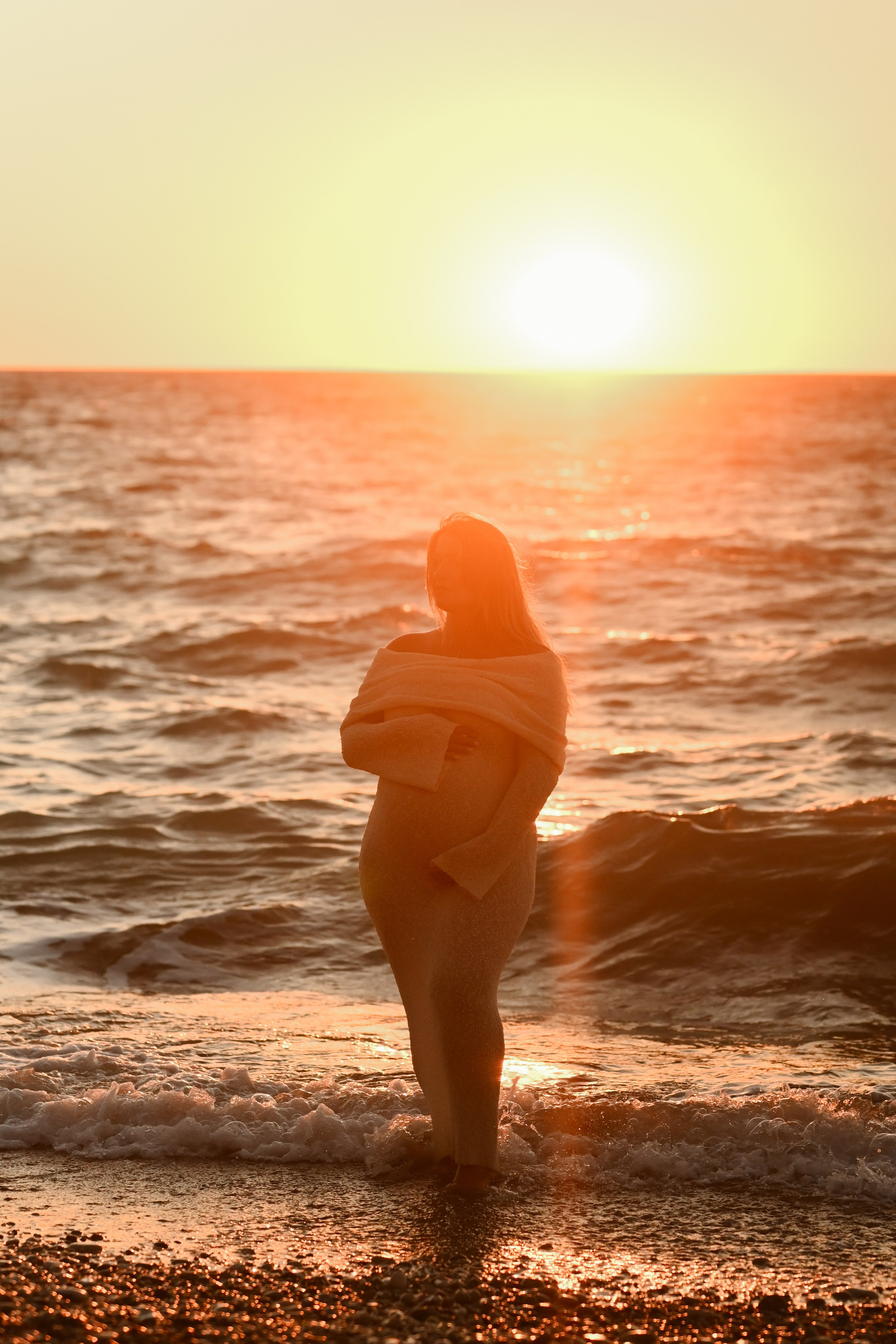 Ρομαντική φωτογράφιση εγκυμοσύνης στη Ρόδο. Φωτογράφος νεογέννητων στη Ρόδο. Φωτογράφιση εγκυμοσύνης