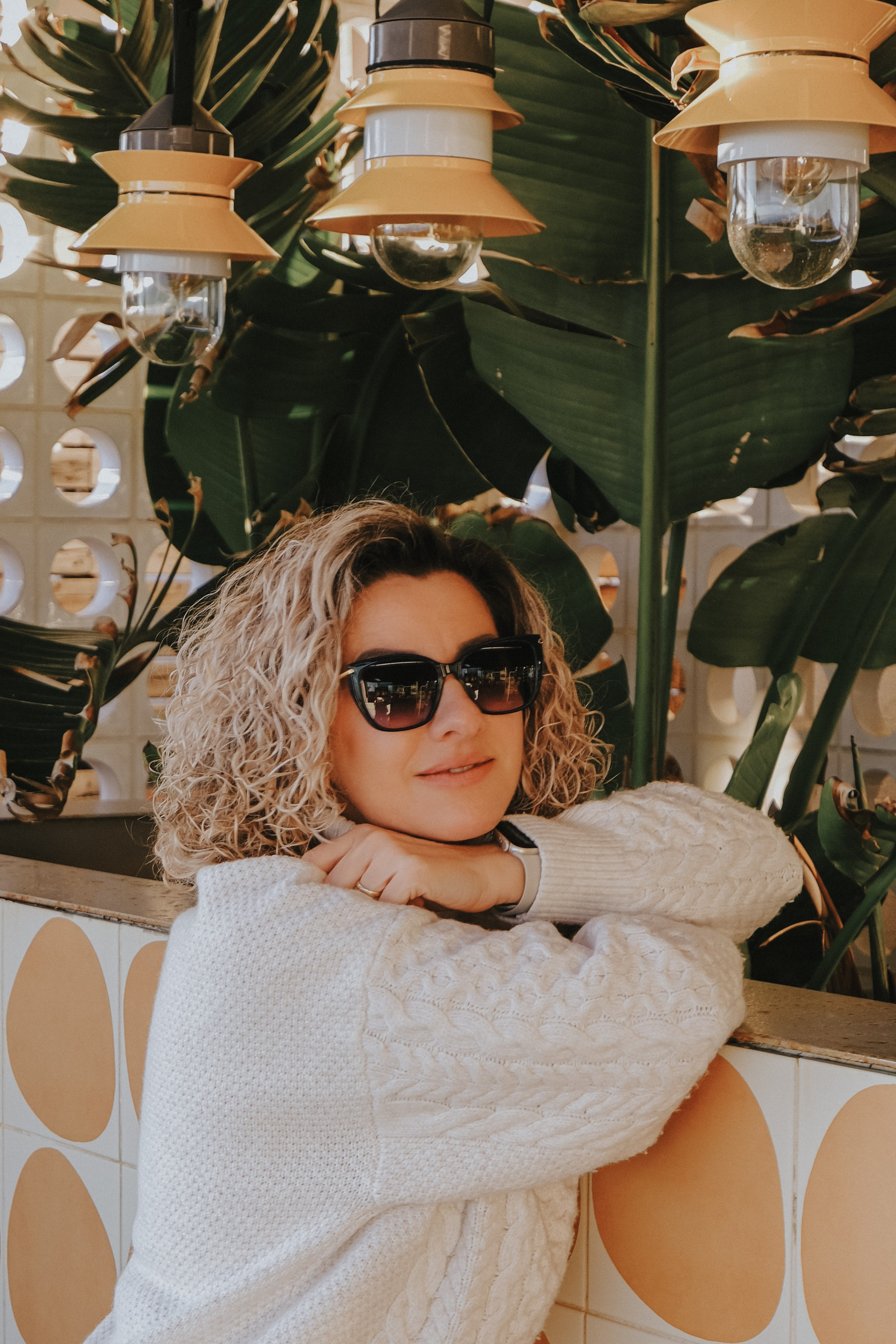 Sesión de pareja en la playa. Fotografía profesional en Calafell - Elena Medvedeva